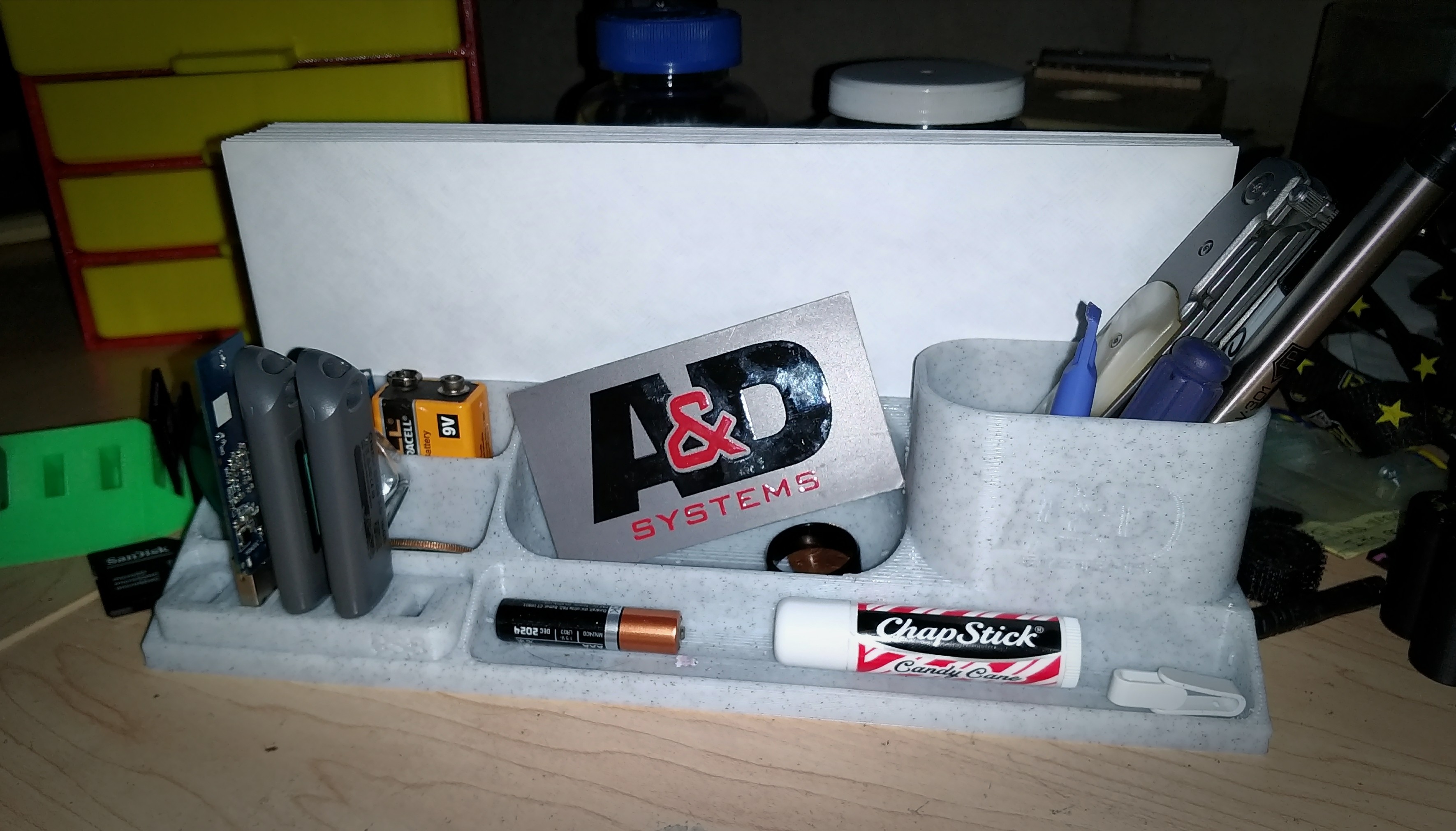 Basic Desk Organizer (Fits 8.5x11" envelope)