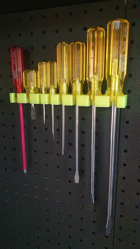 Pegboard Screwdriver Rack (Flat-head)