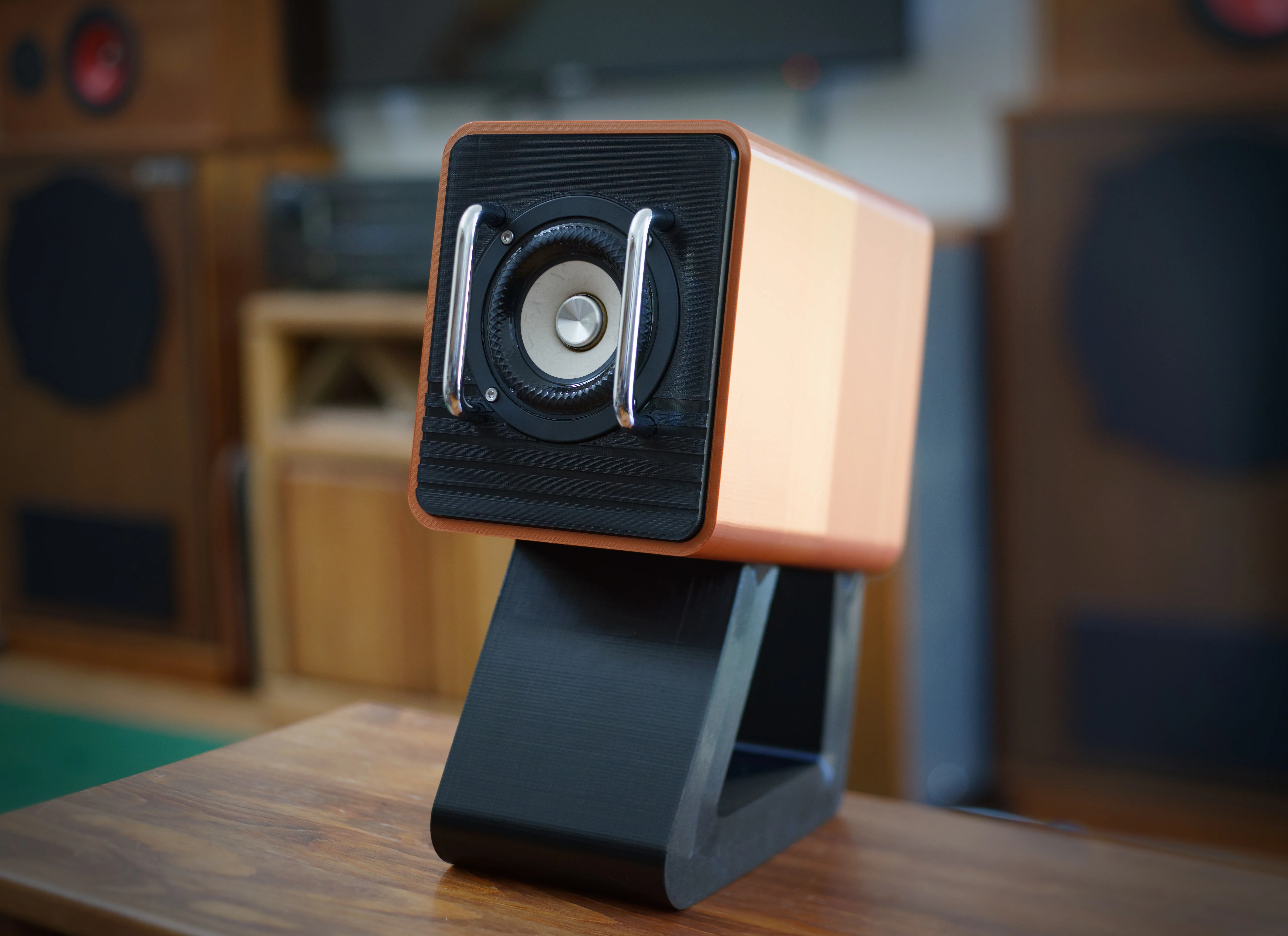 zx82net Bookshelf Speaker (Hexibase remix) v2
