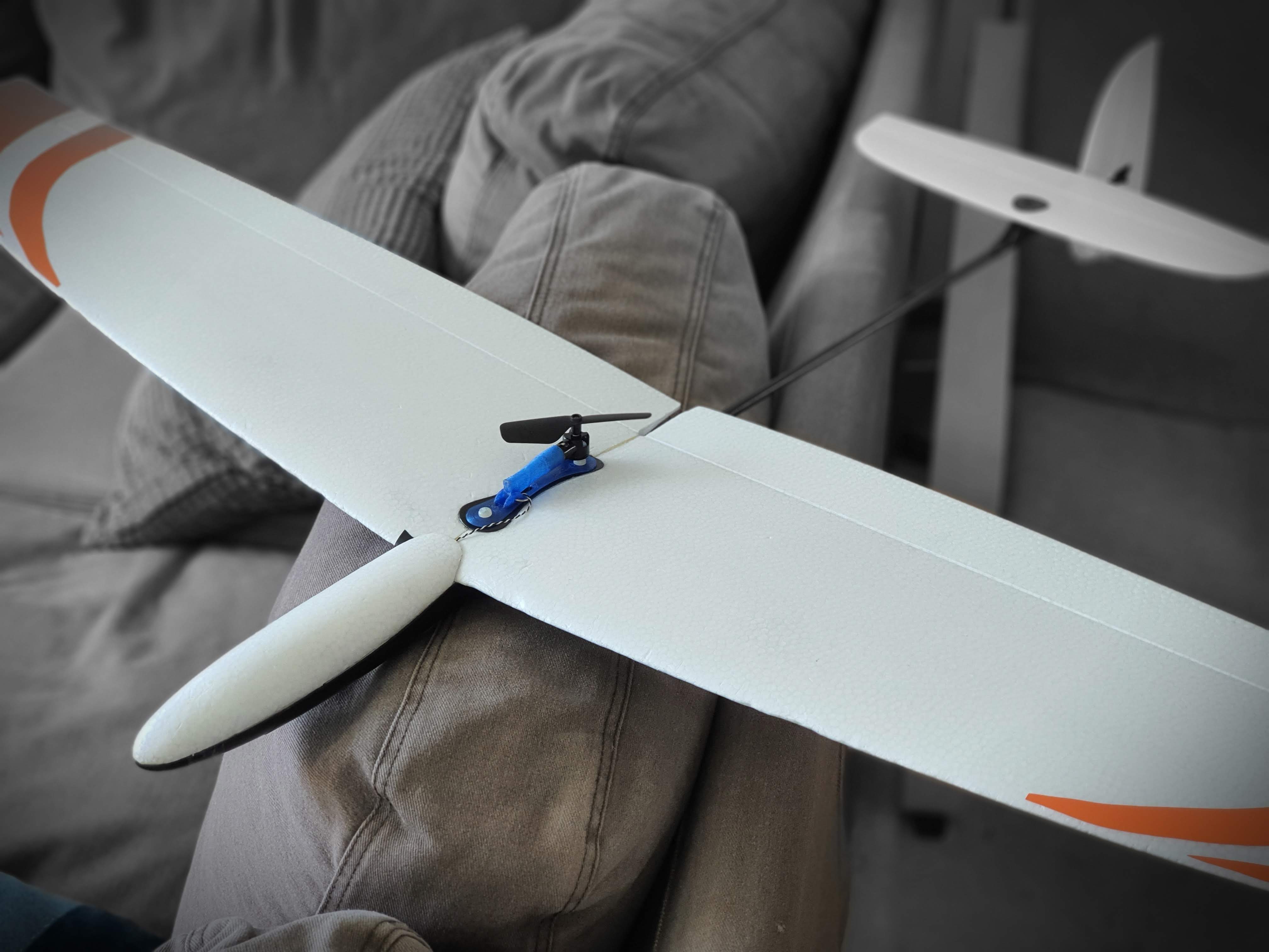 DLG Retractable Motor Mount // Klappmotor