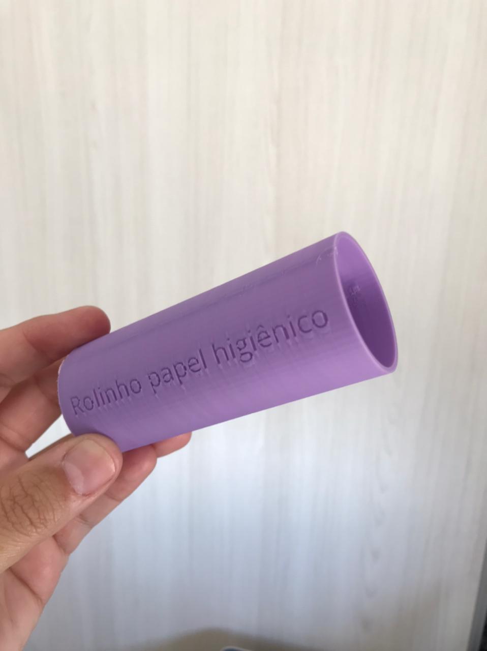 Rolinho de Papel Higiênico (Toilet Paper Roll)