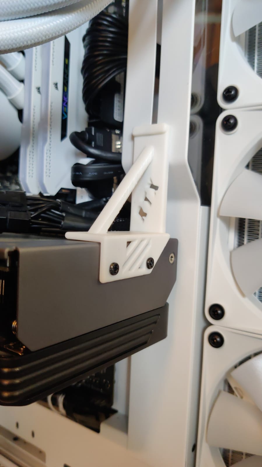 GPU Anti-sag Holder for RTX 4070 Gigabyte / NZXT H9 Flow