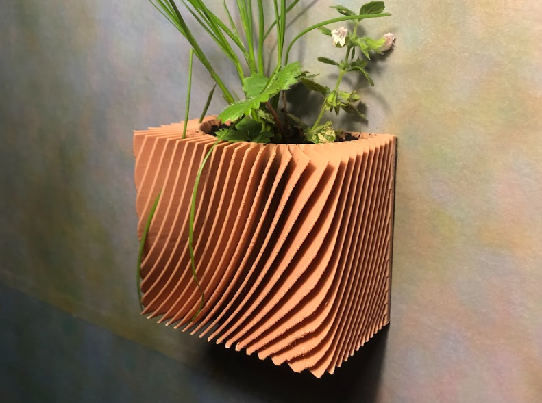 Fin Vases Pot (With a Wall Mount)