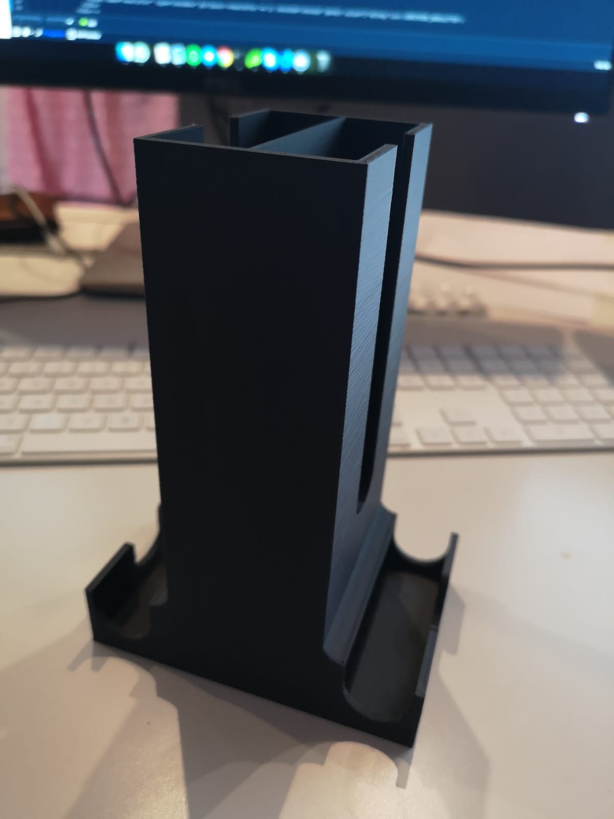 2x10 18650 dispenser / Akkurutsche
