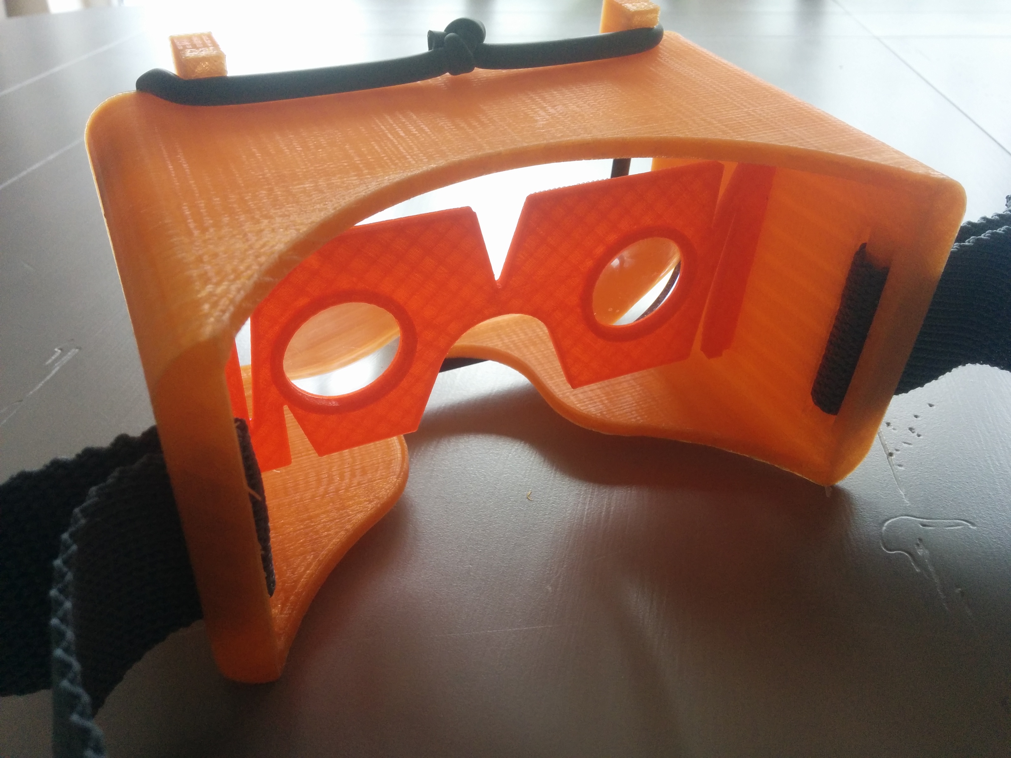 VR Goggles / mask for NEXUS 5 with google cardboard parts.