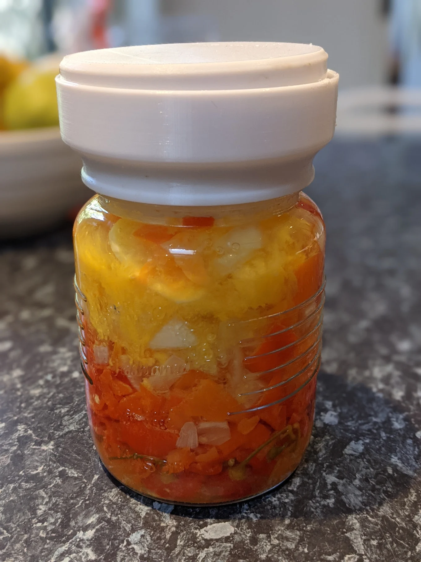 86mm Chilli Fermenter Airlock / Moat / Lid complete with plunger
