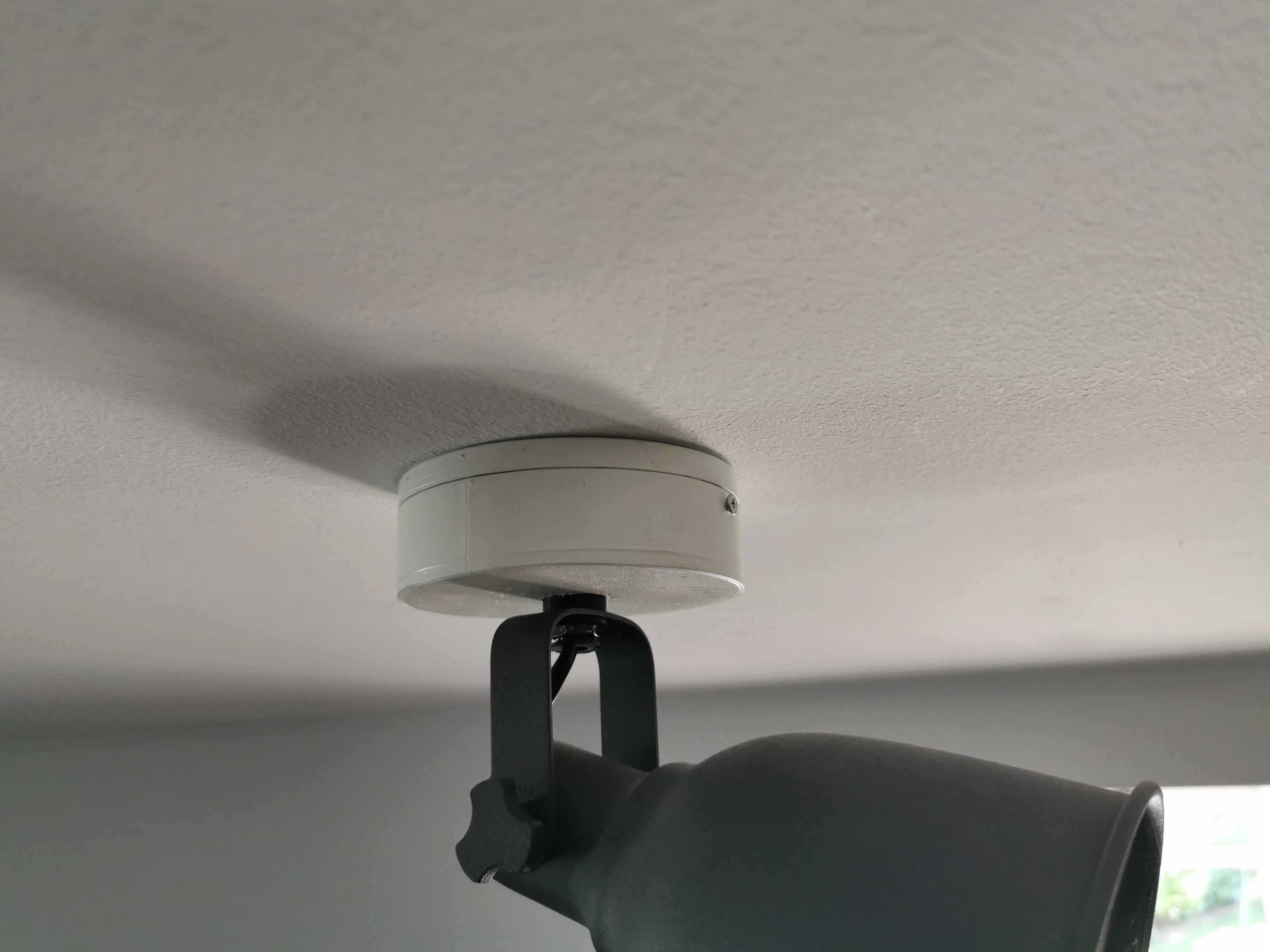ceiling mount for a lamp (Ikea Hektar)
