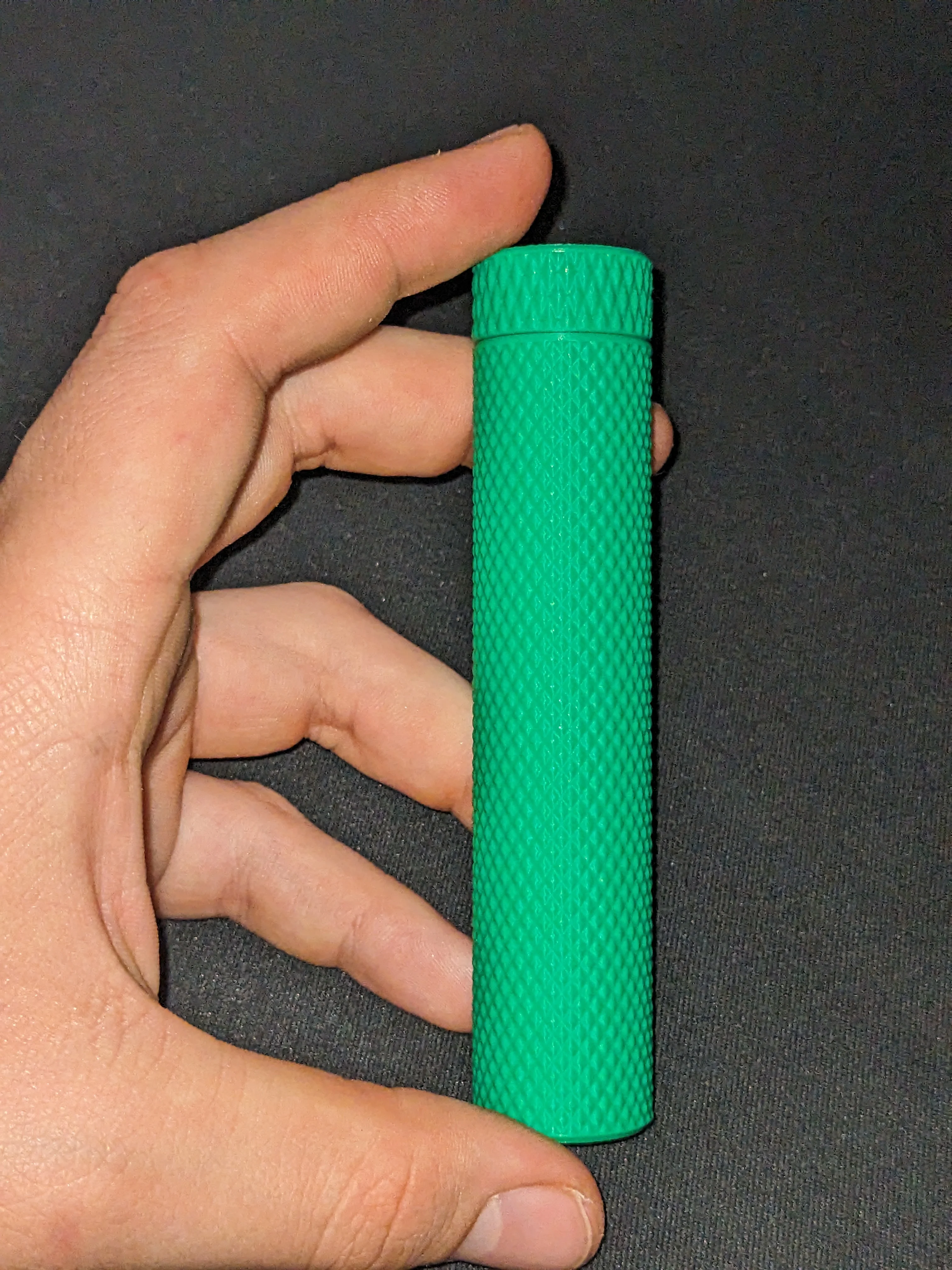 Knurled Container Threaded Tube Case