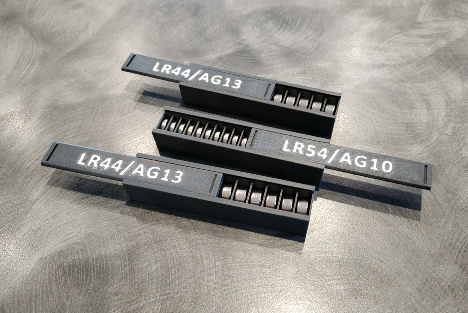 button cell battery holder