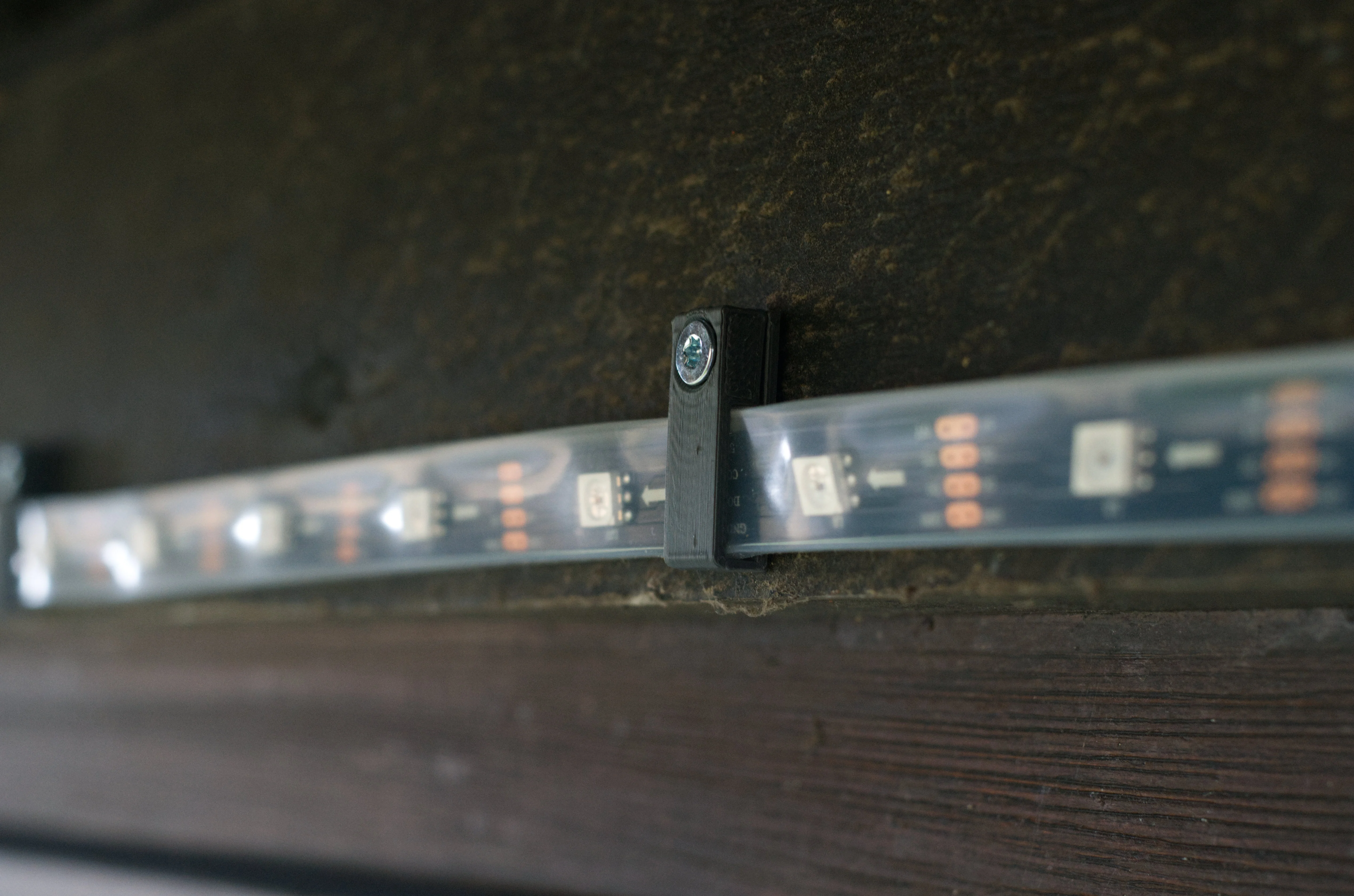 LED strip holder / clip