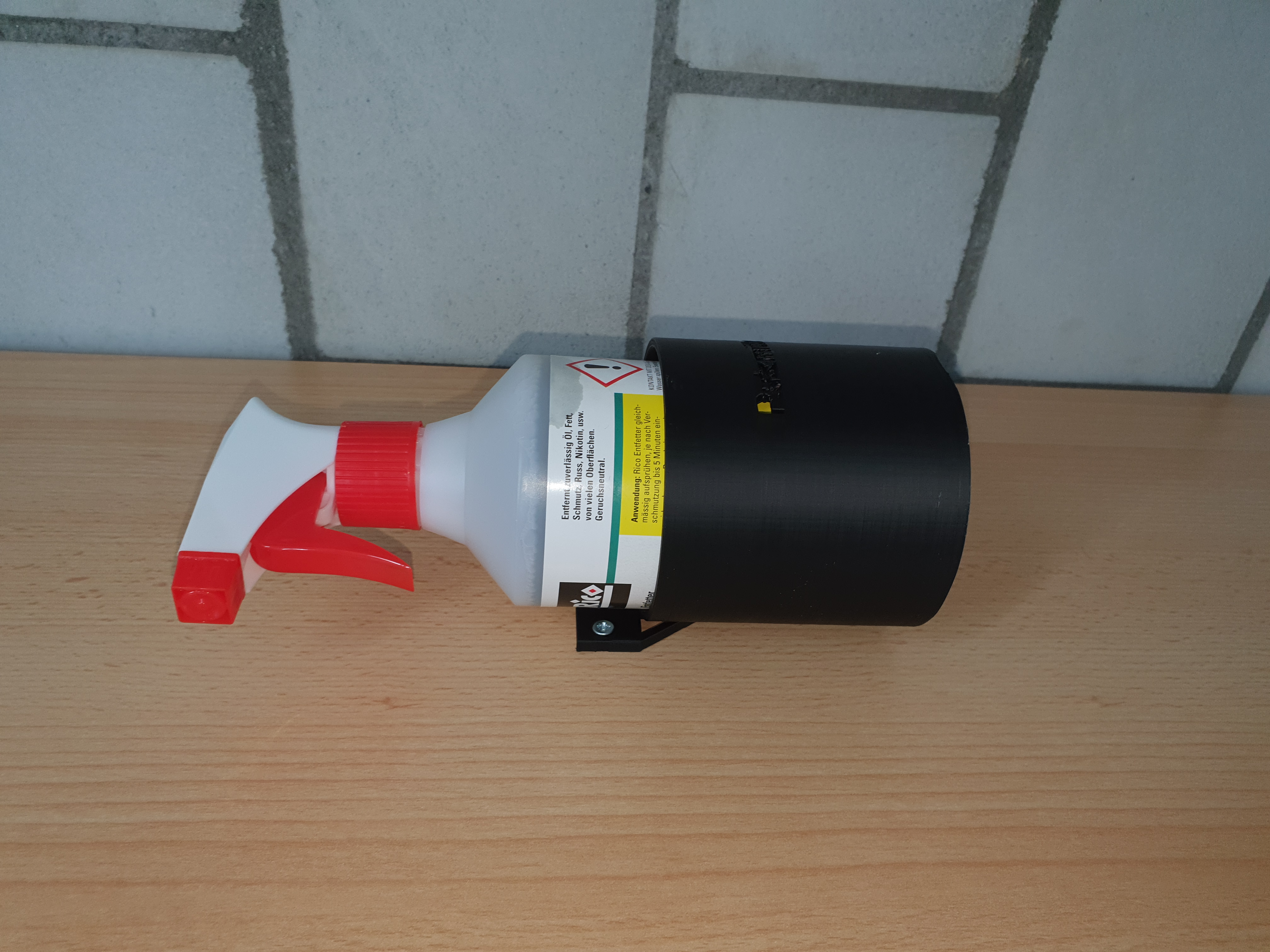 Putzmittelhalter/Cleaner spray holder