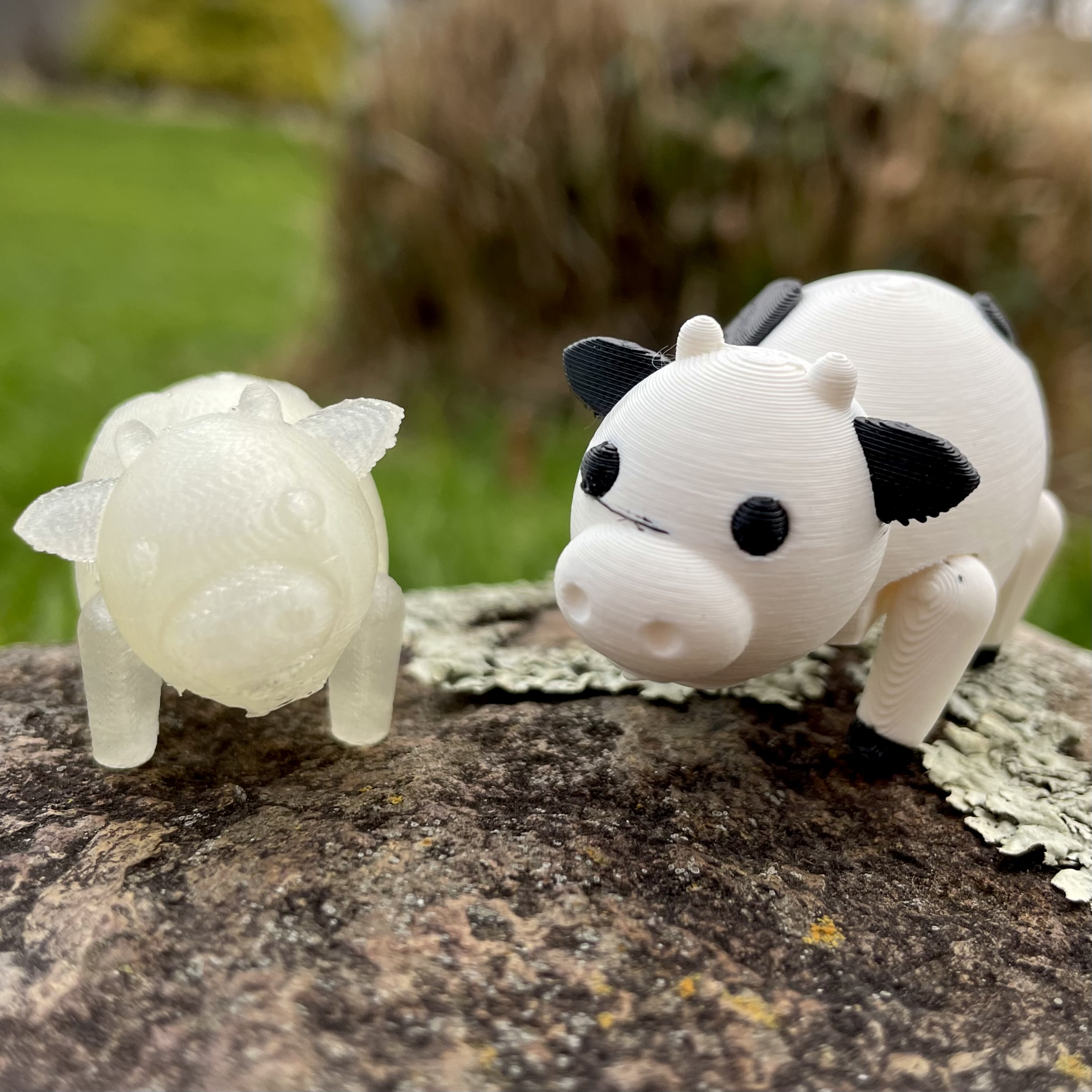 Articulated Cow v2 (now with movable head)