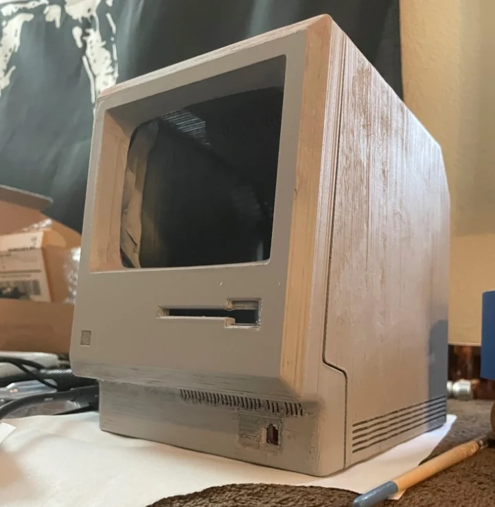 "Mac Minus" 5 inch CRT TV sized Macintosh Plus Case