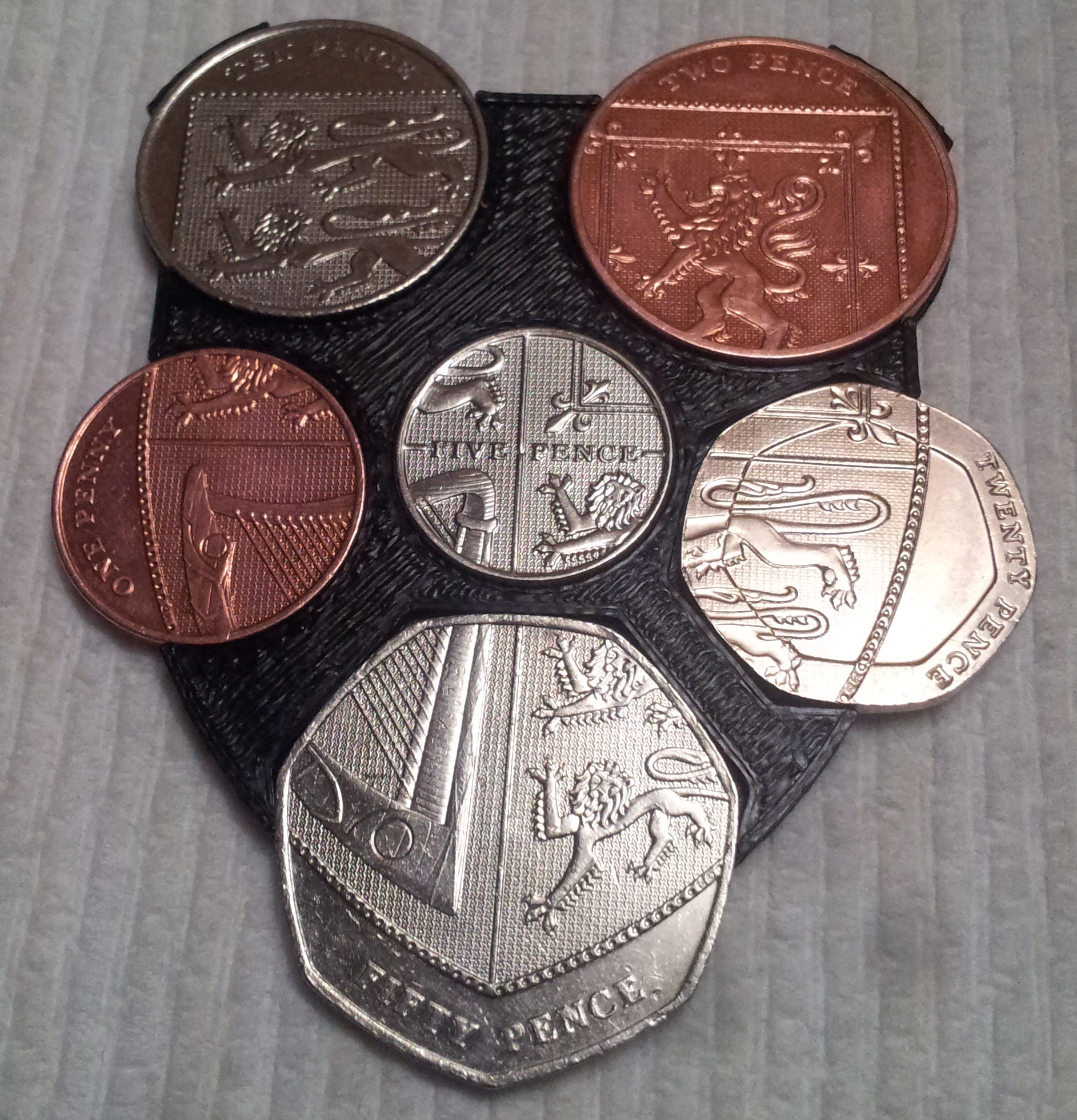 UK Royal Shield of Arms Coin Display Holder