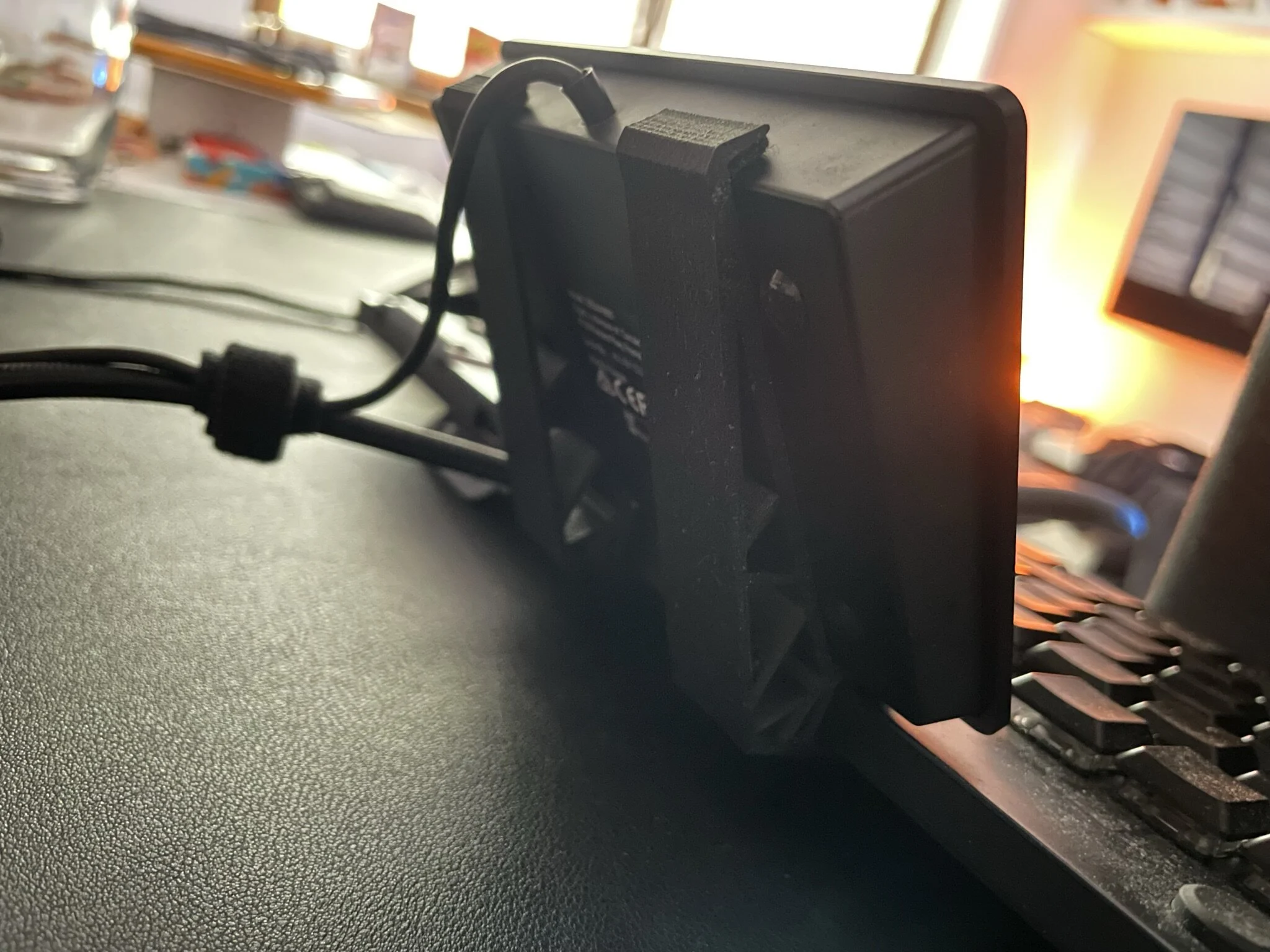Stream Deck Logitech G815 Mount