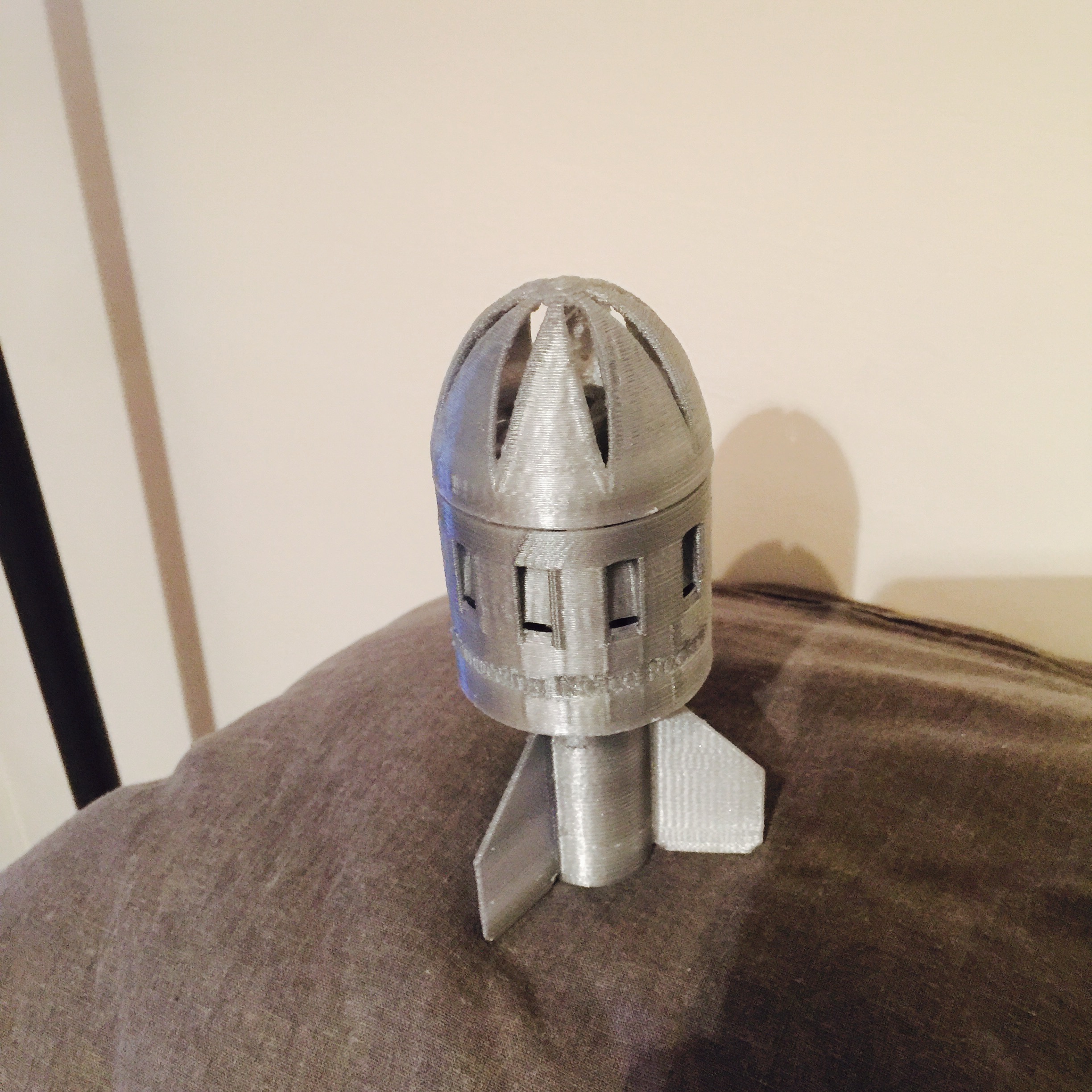 Throwing Noise Rocket