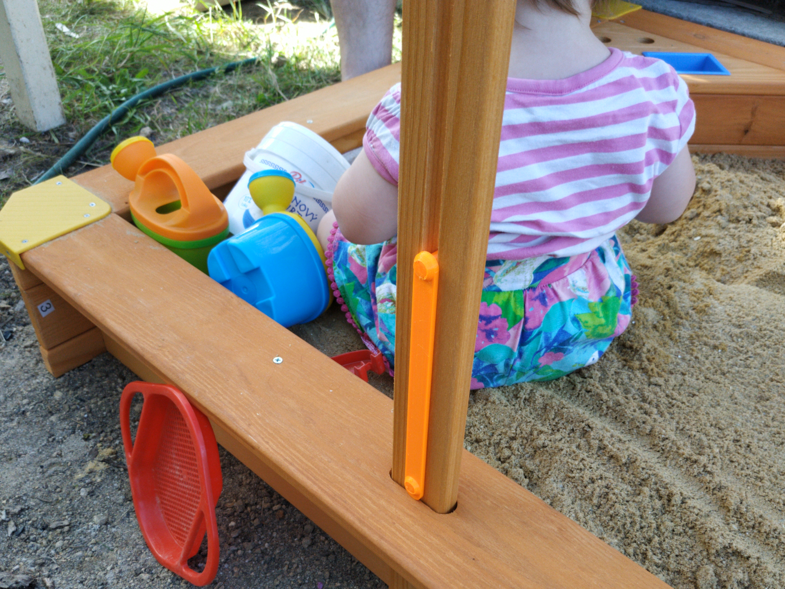 Lidl sandbox safety aid/zarážka na pískoviště z Lidlu