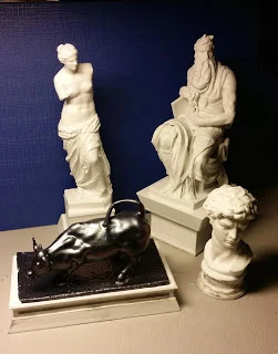 Pedestal for statue