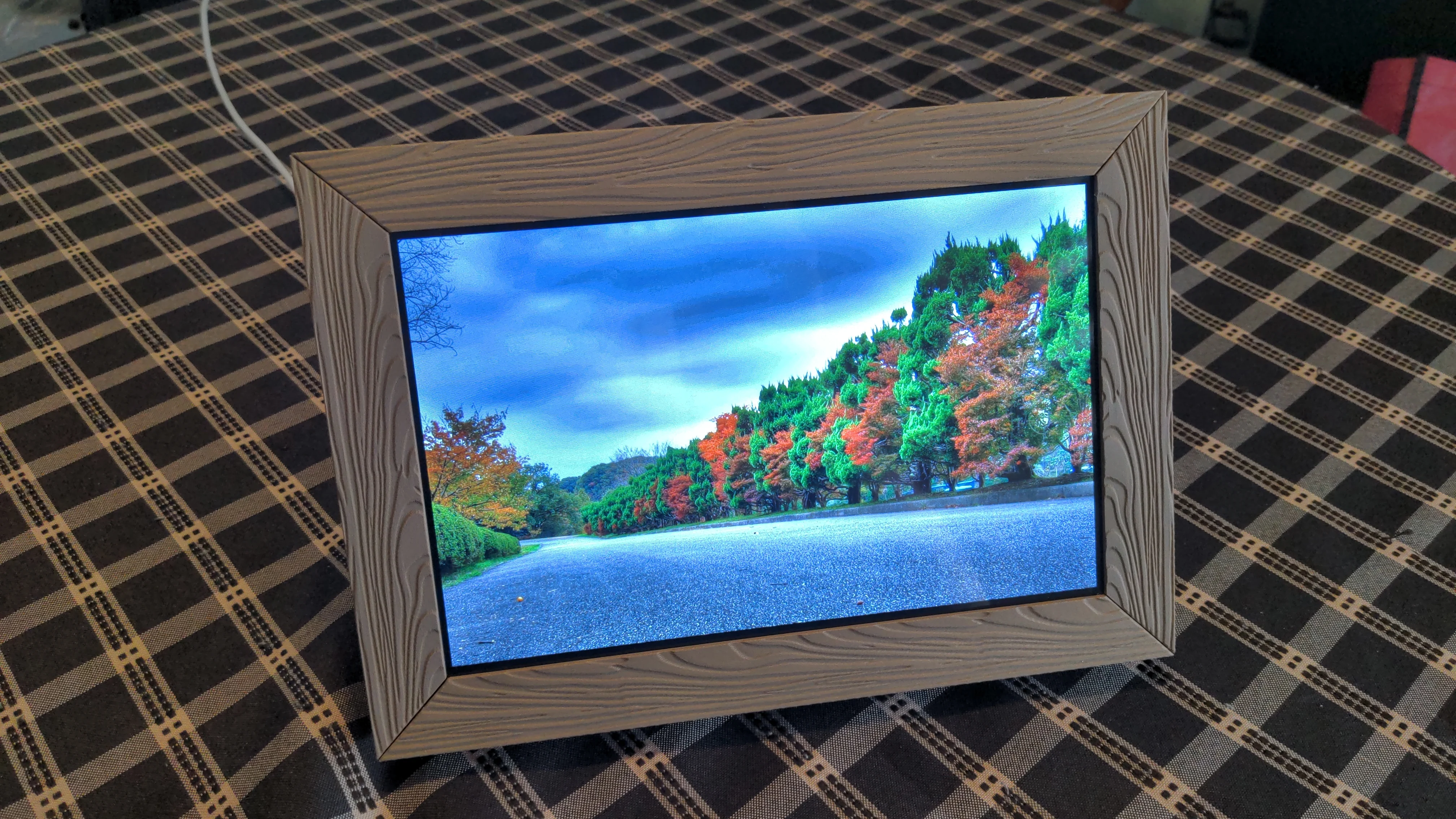 Guition 10.1" Picture Frame (Optional Wood Grain)