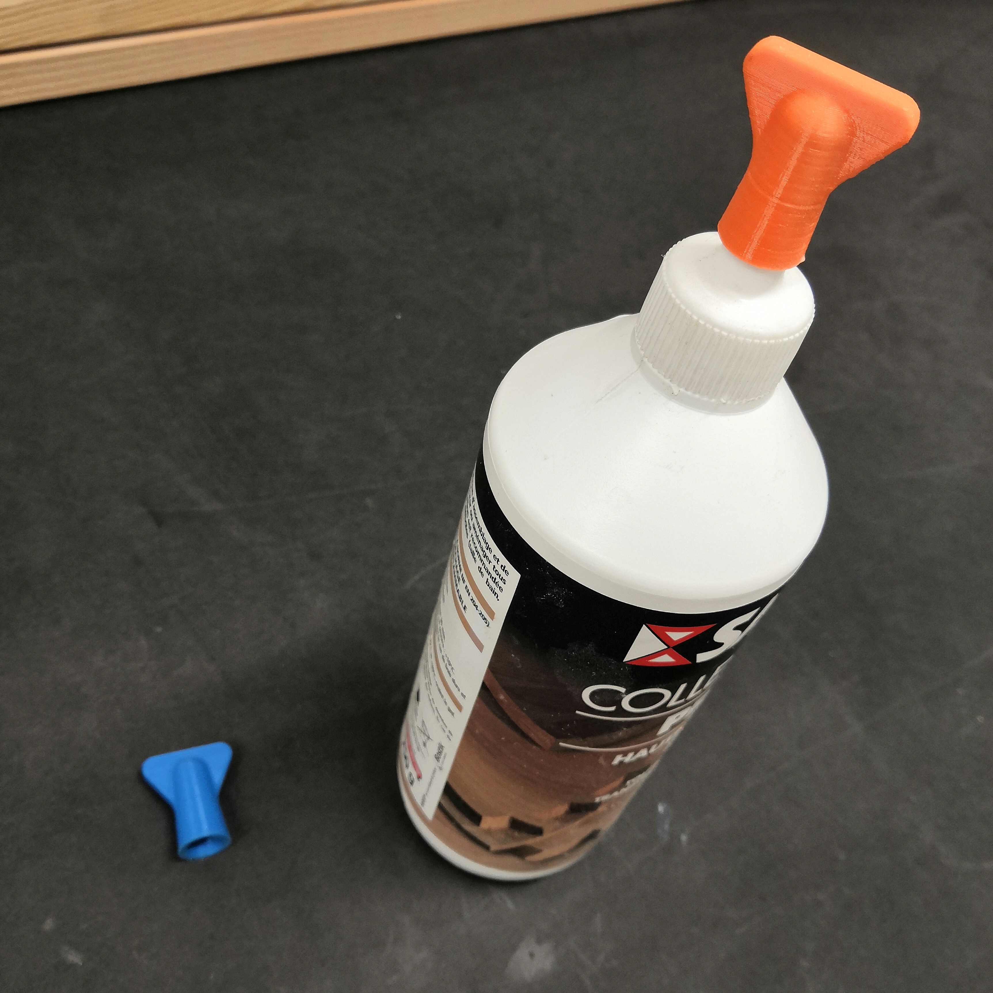 Bouchon colle à bois/wood glue cap