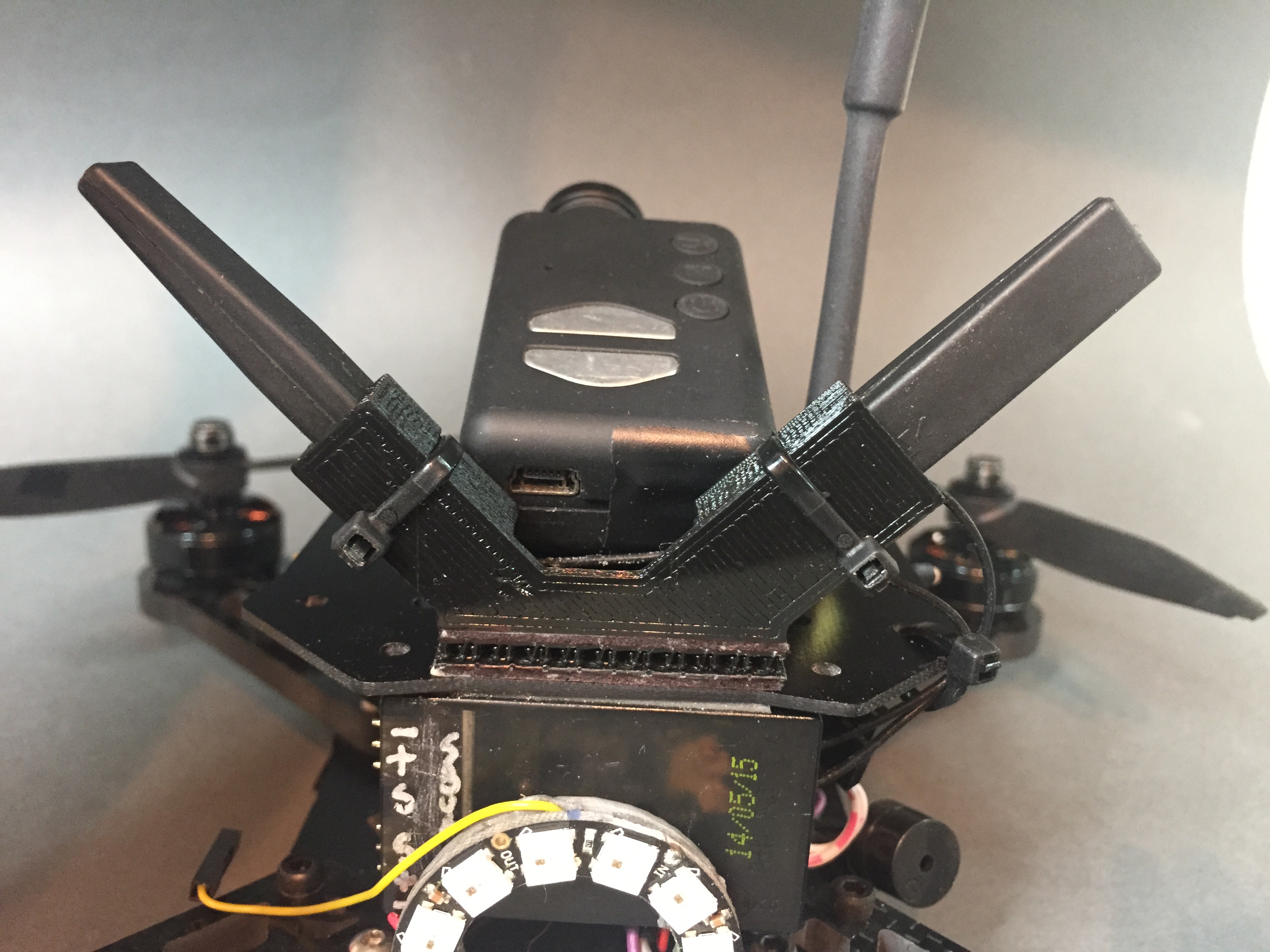 FrySky Taranis X8R Antenna Mount
