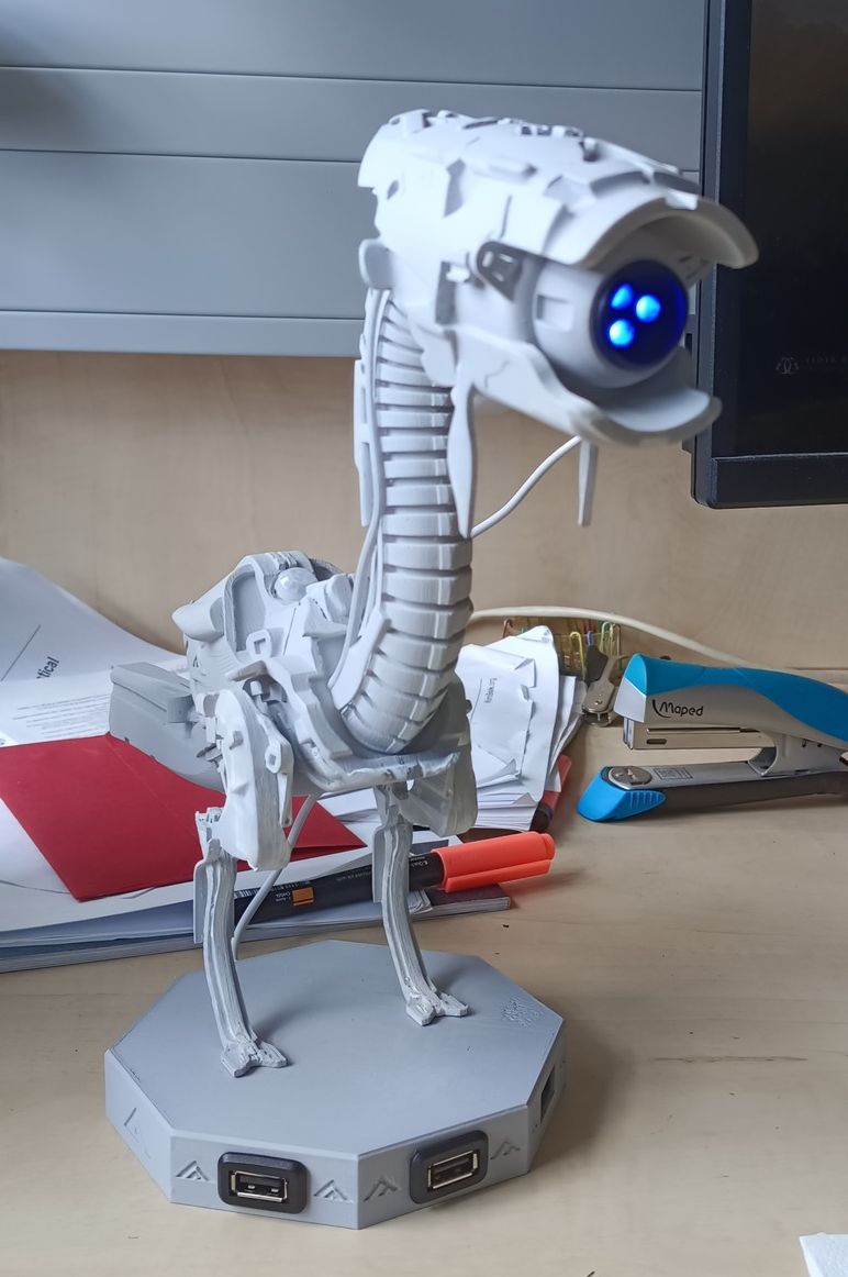 Electronic motion-detecting Watcher