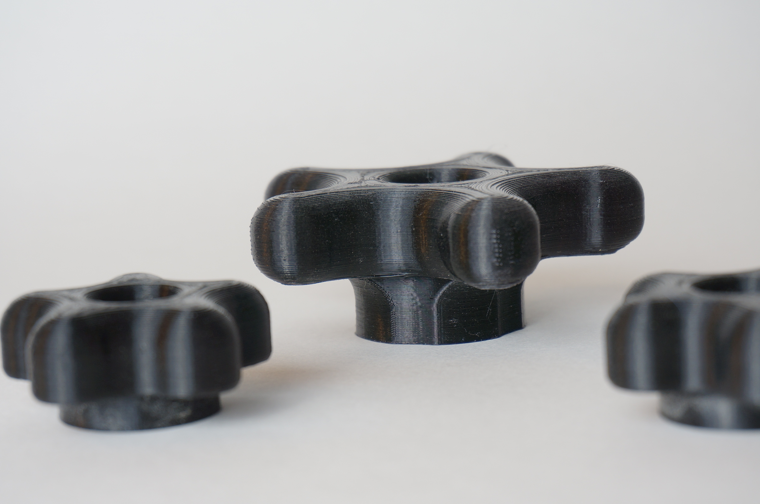 Smooth n' Curvy Star Knob (Customizable)