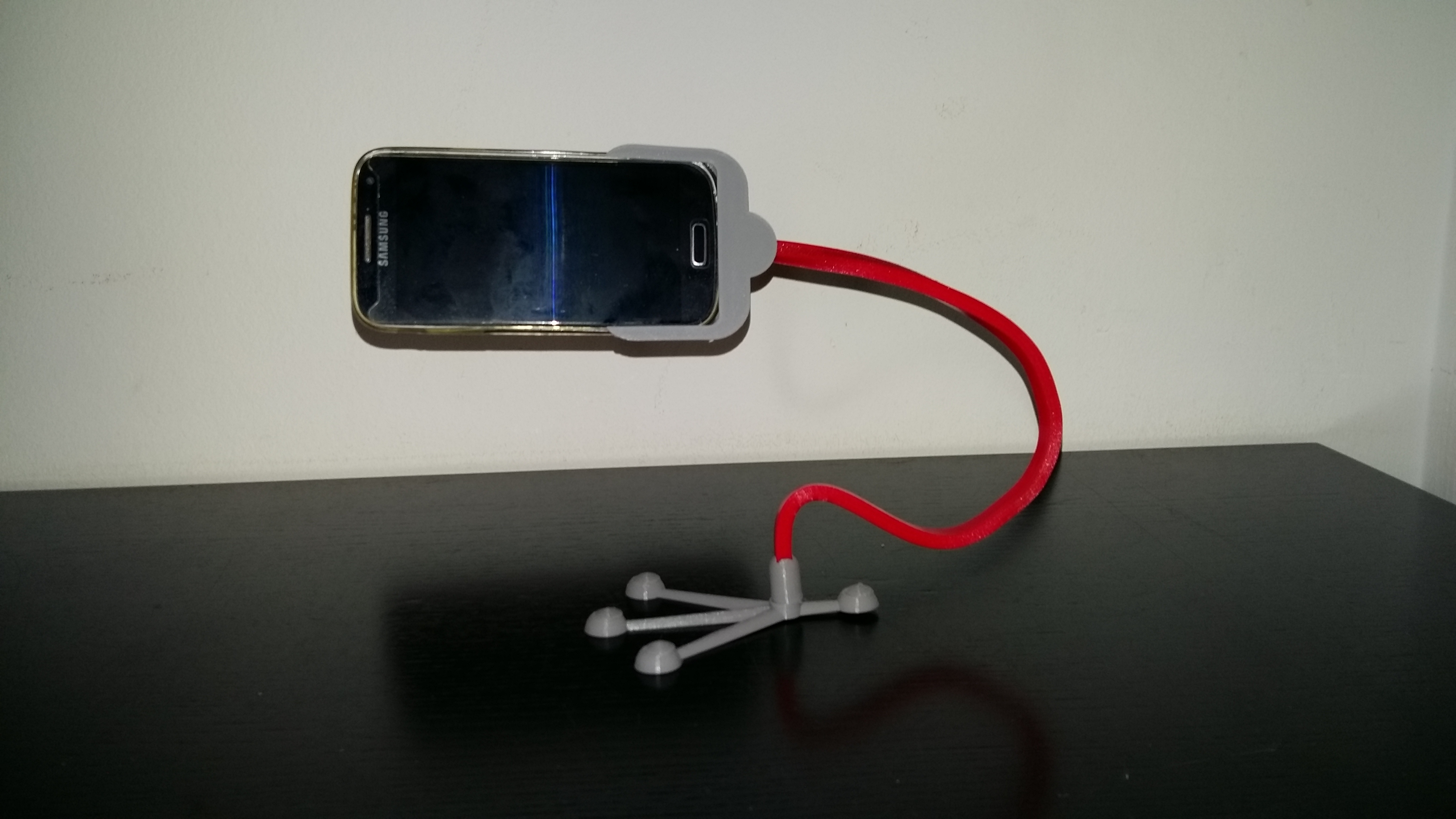 Magnetic chicken foot phone stand