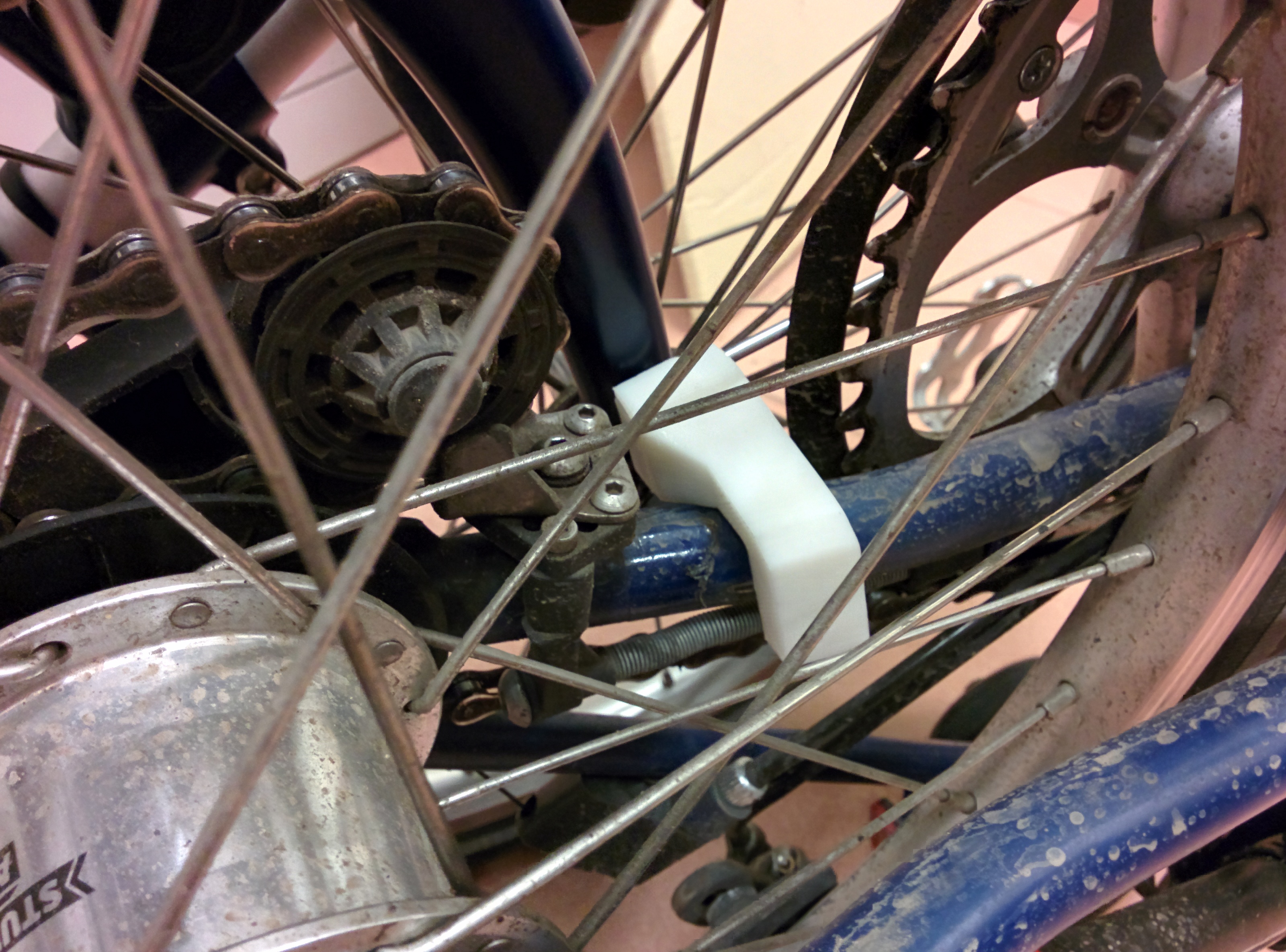 Brompton Front Wheel Catch