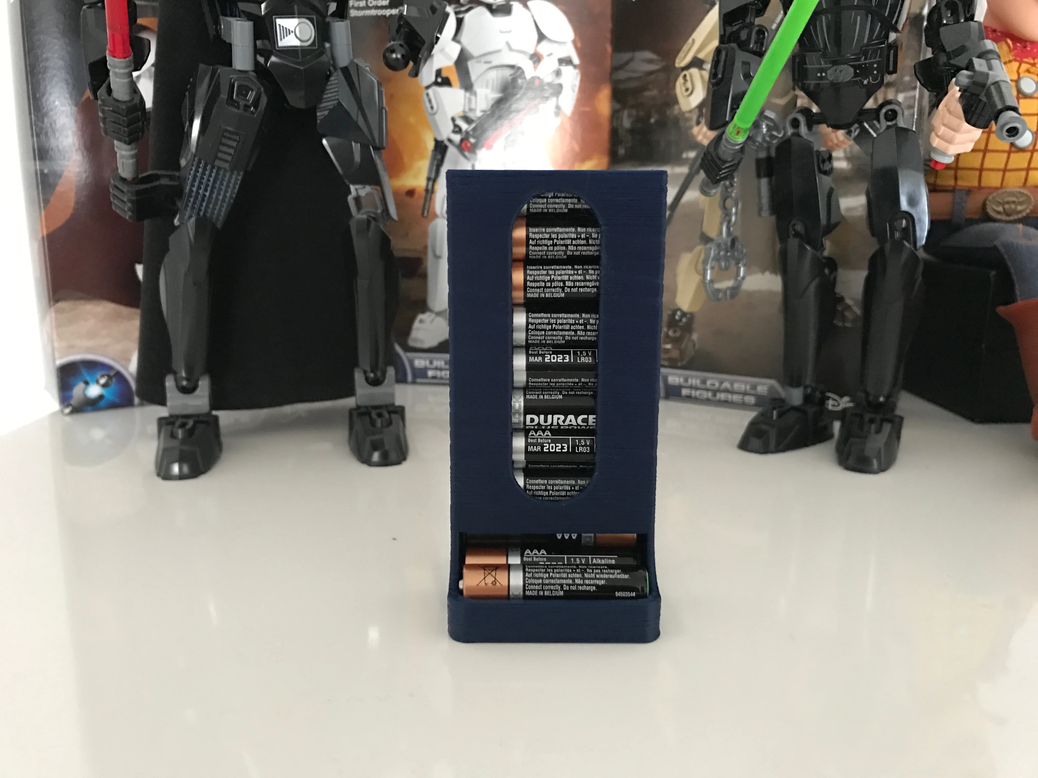 Battery dispencer - 10 AAA battery