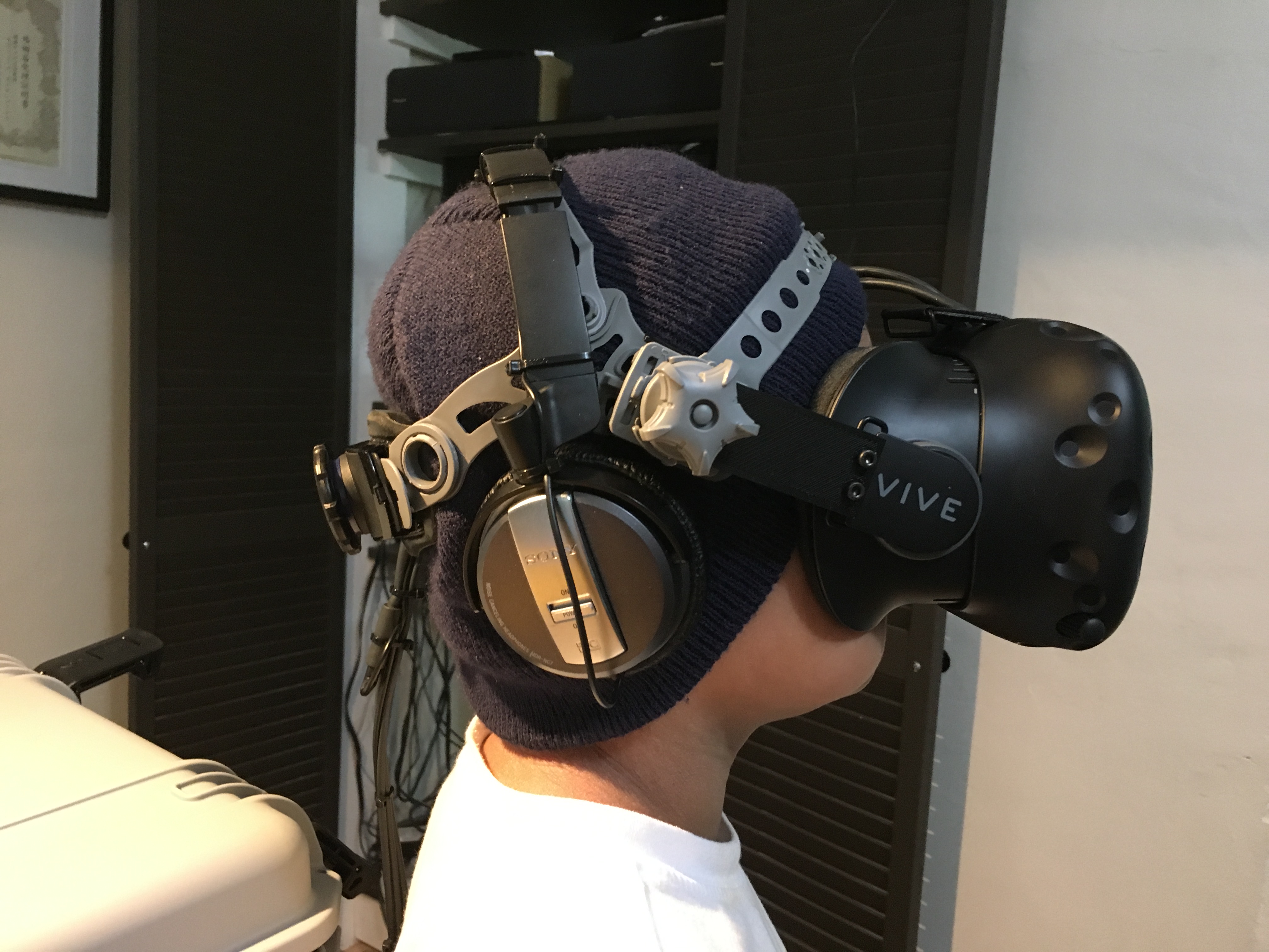 HTCVive Bracket for Welding headgear mod.