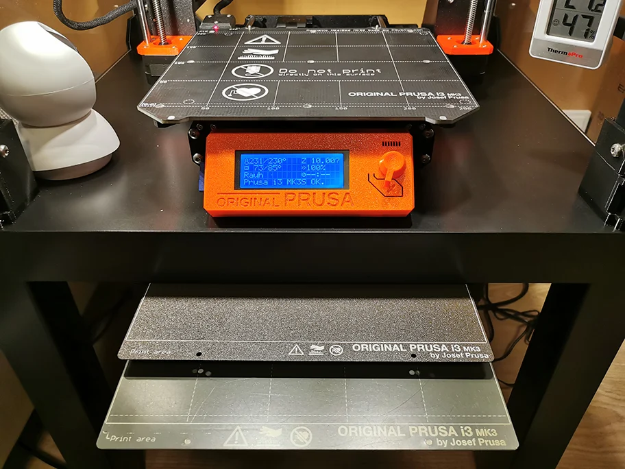 Sheetholder for Prusa MK3s Enclosure