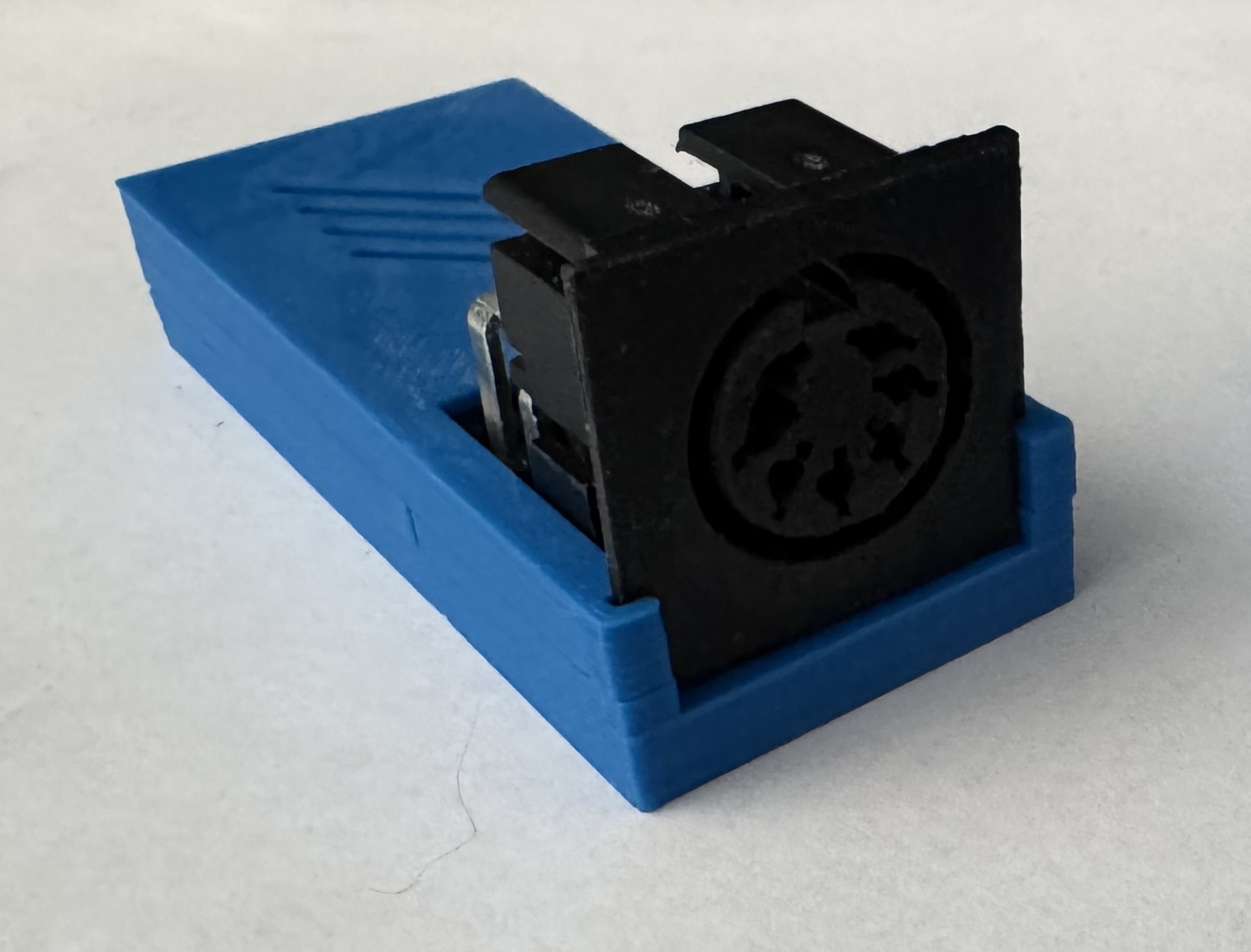 AT Keyboard to USB-C Soarer's Adapter with Tinkerboy QMK/VIAL firmware using a Pro Micro, and Housing for it