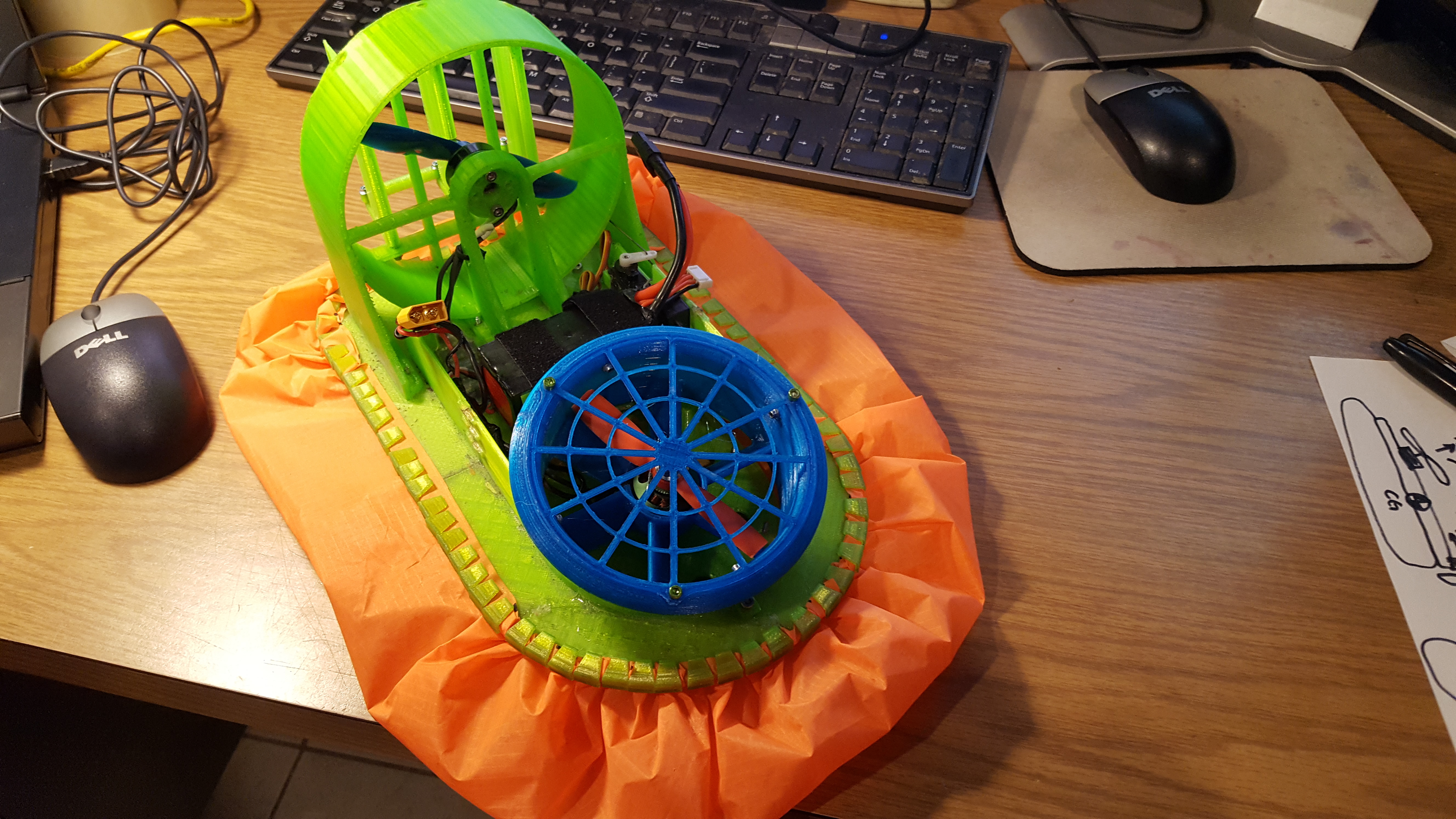 Brushless R/C Racing Hovercraft - For 200x200 printer