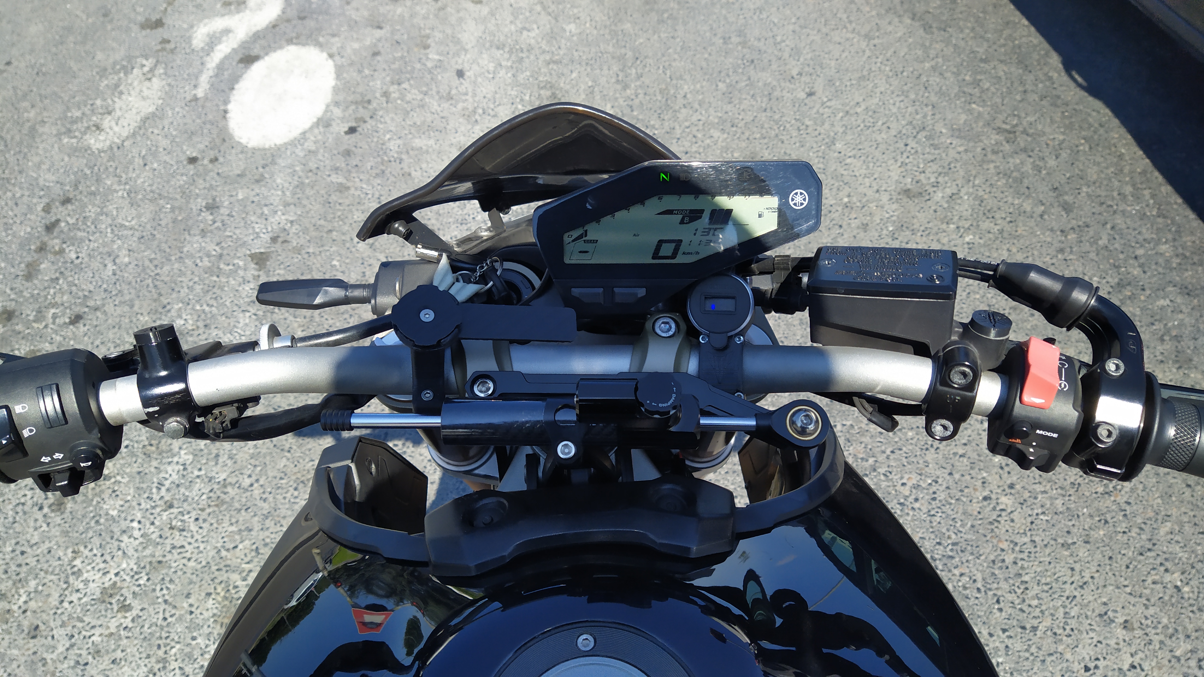 quad lock support phone moto MT 09