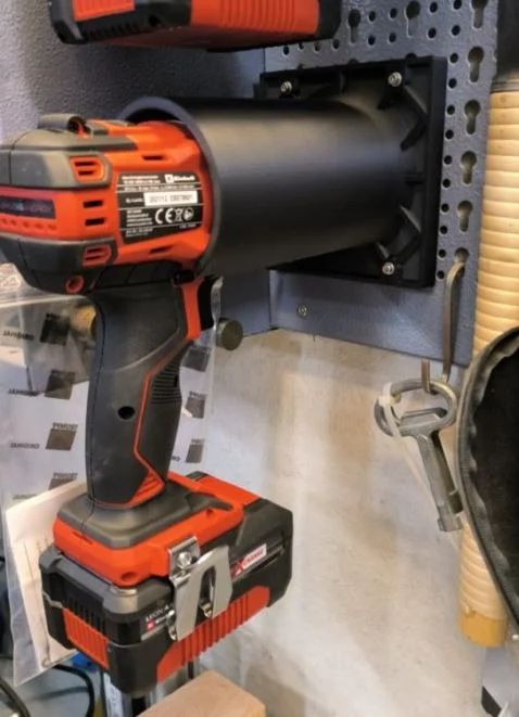 Halter Einhell TE-CD 18/50 tool wall mount