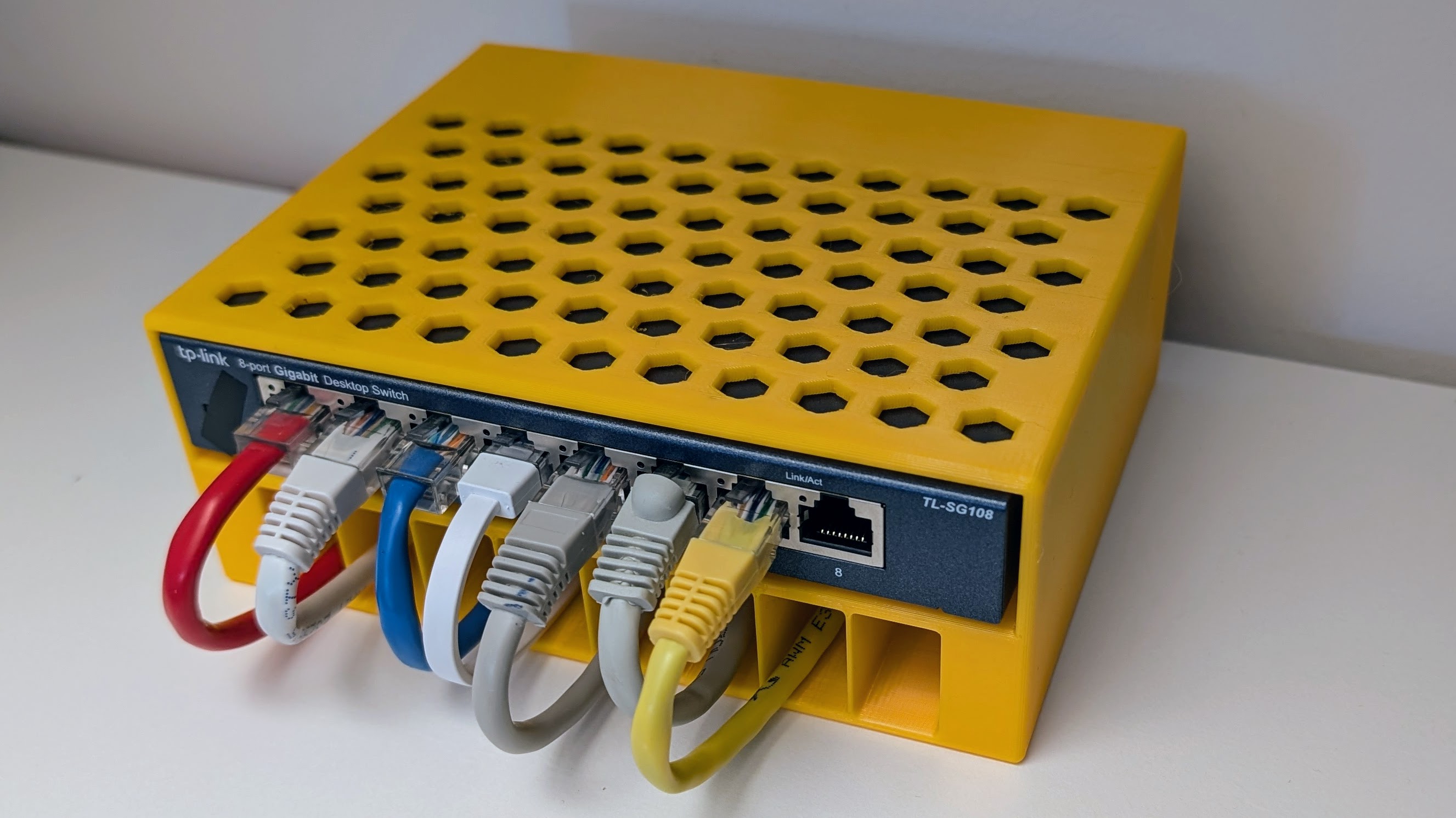 TP-SG108 Switch Rack with Cable Management (3mf & f3d)