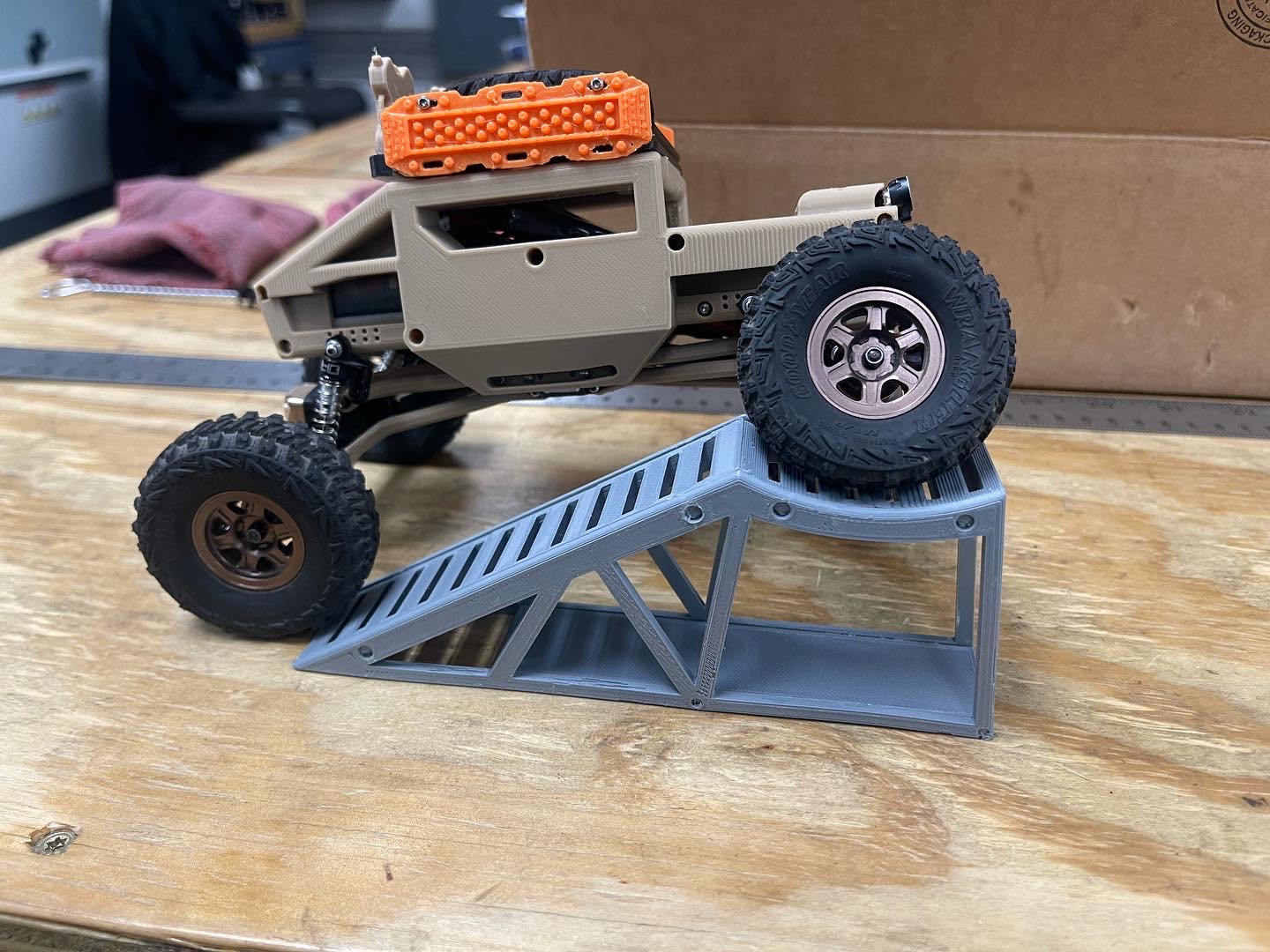1/24 Scale Flex Ramp / Articulation Ramp