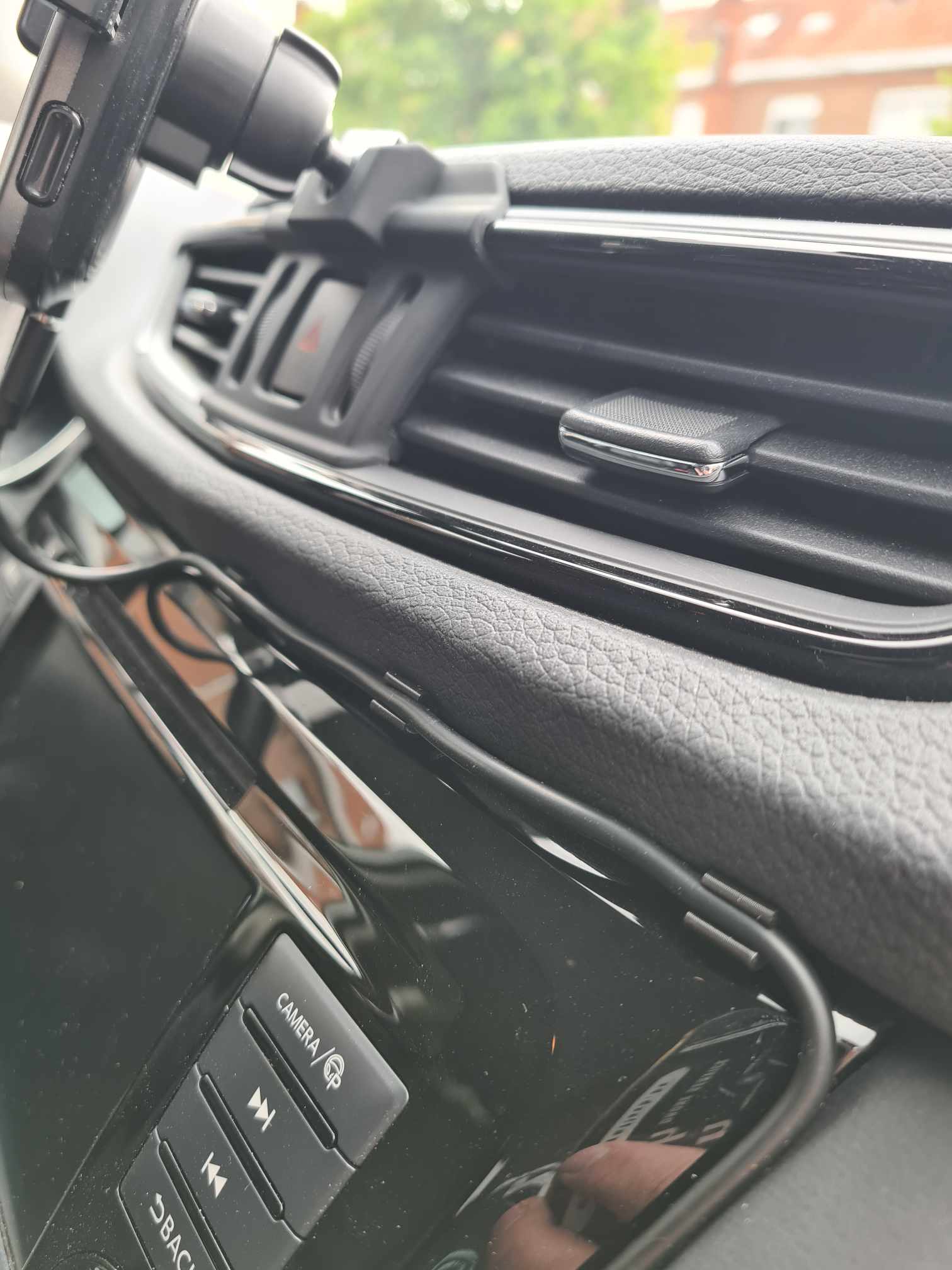 fixing usb cable on car dashboard