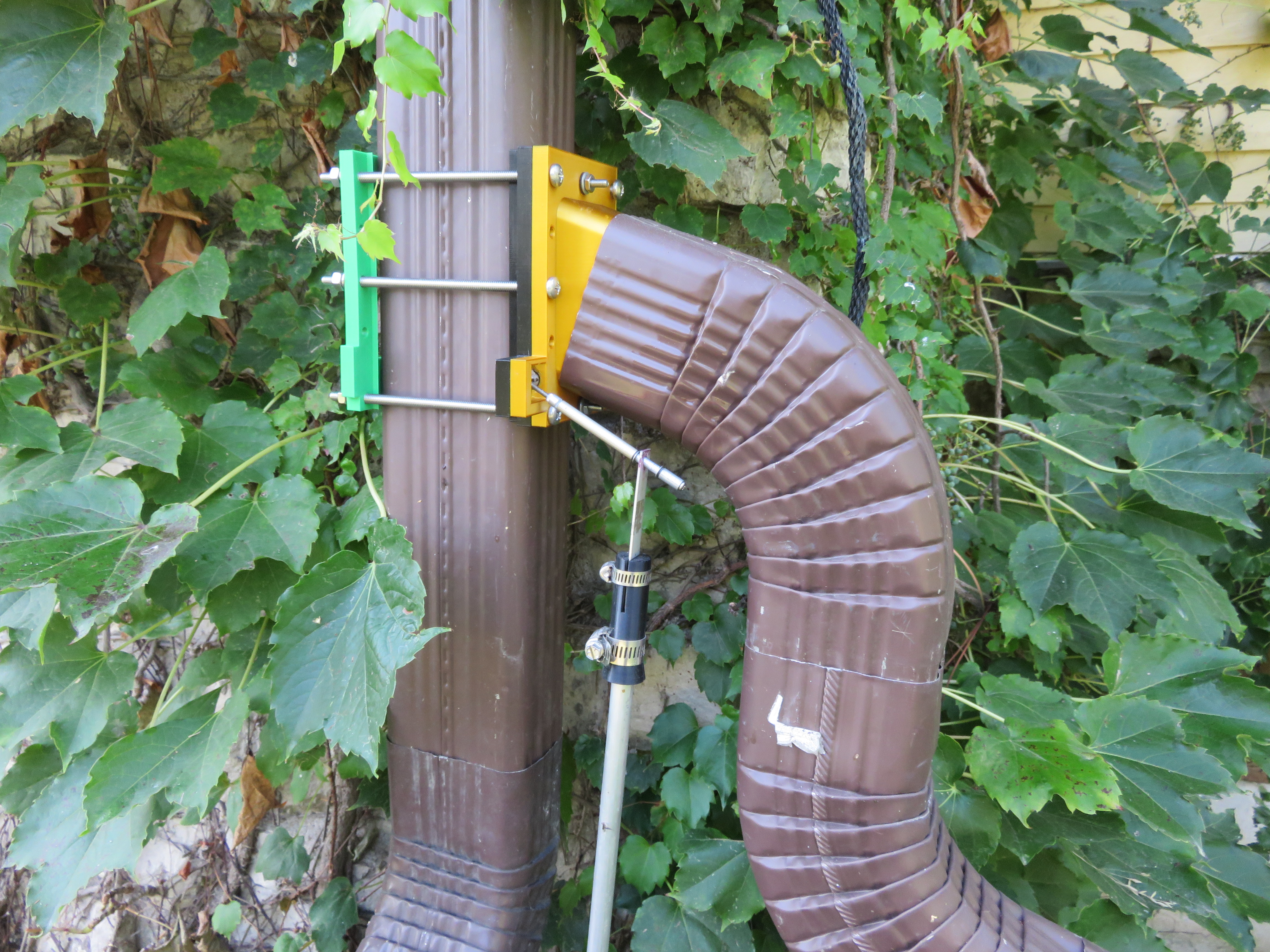Float Activated Rain Barrel  Diverter   (3" x 4" Downspout)