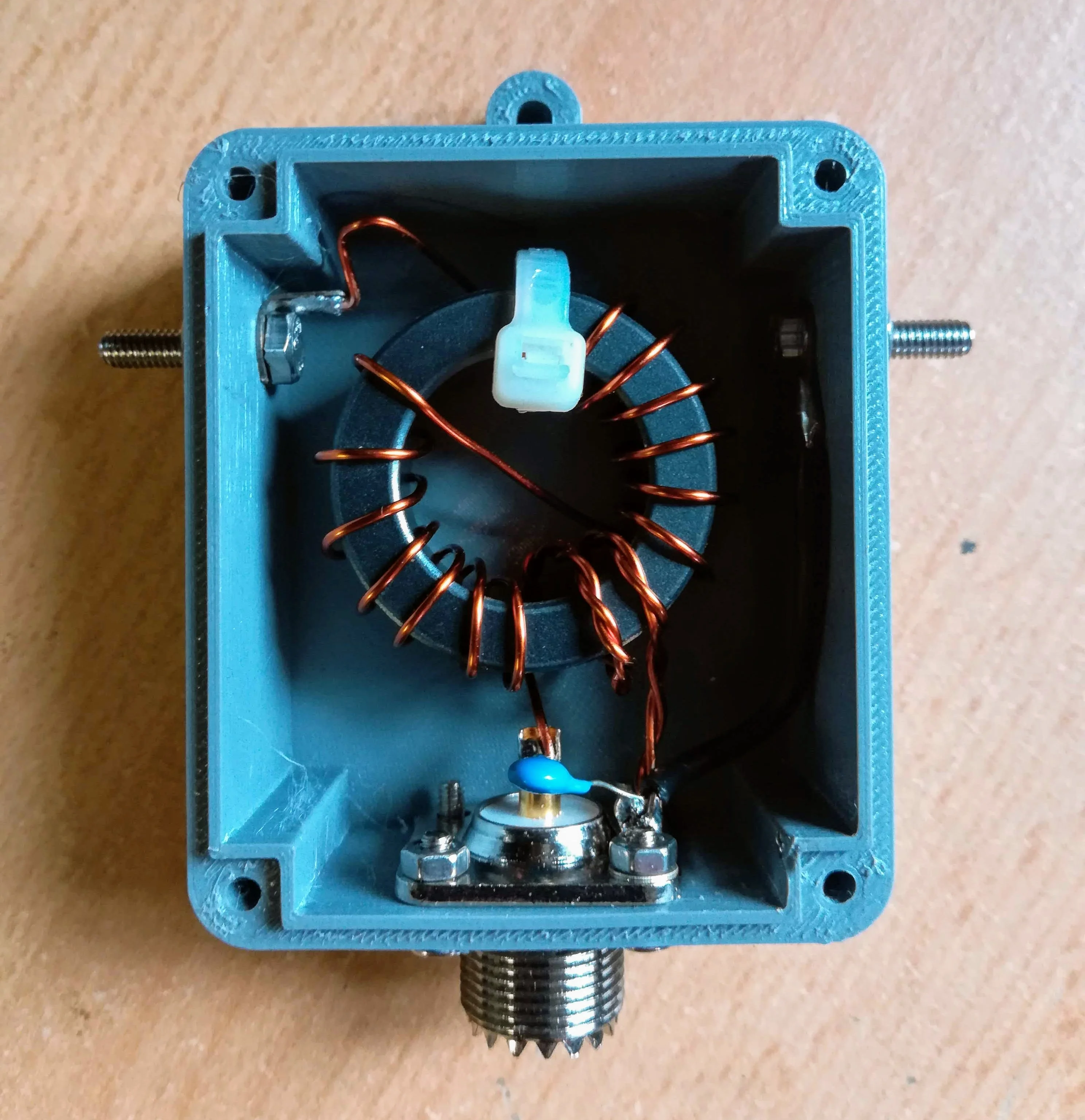 EFHW antenna  box