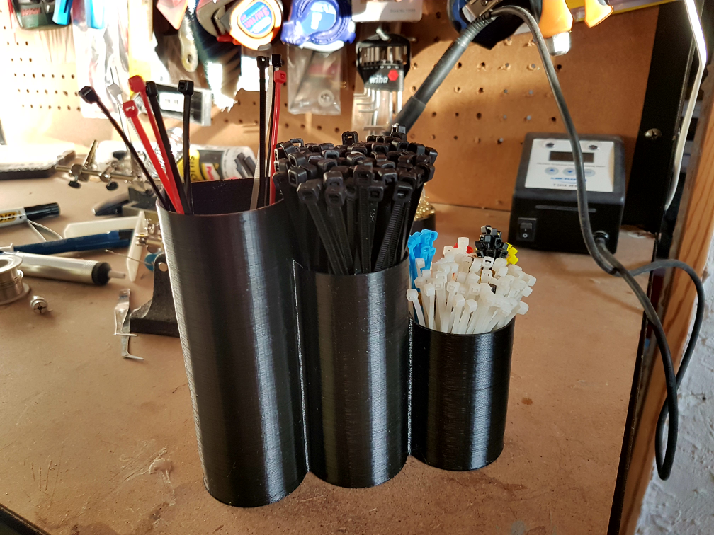 Ziptie (zip-tie) organizer