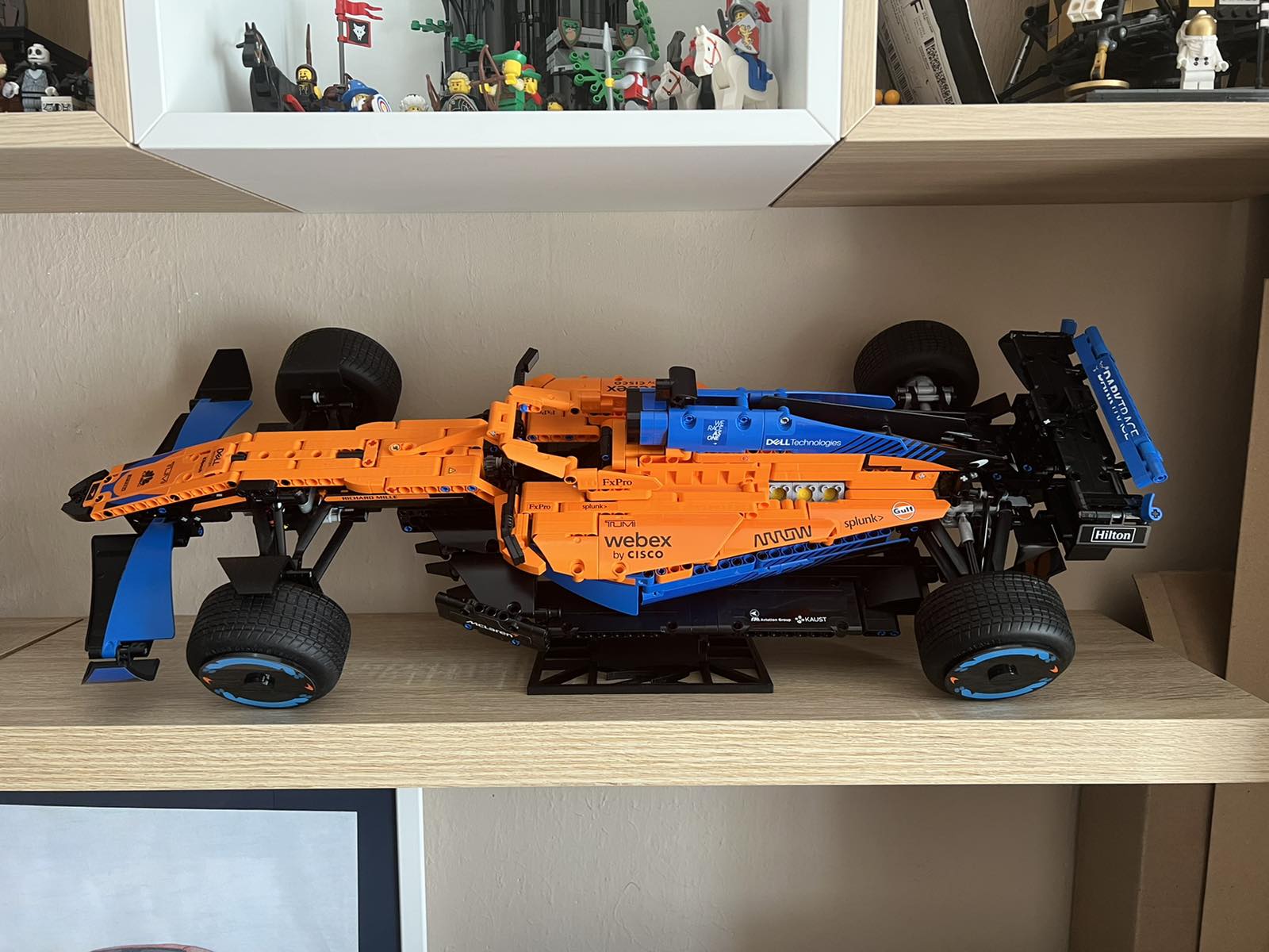 Lego McLaren F1 42141 stand