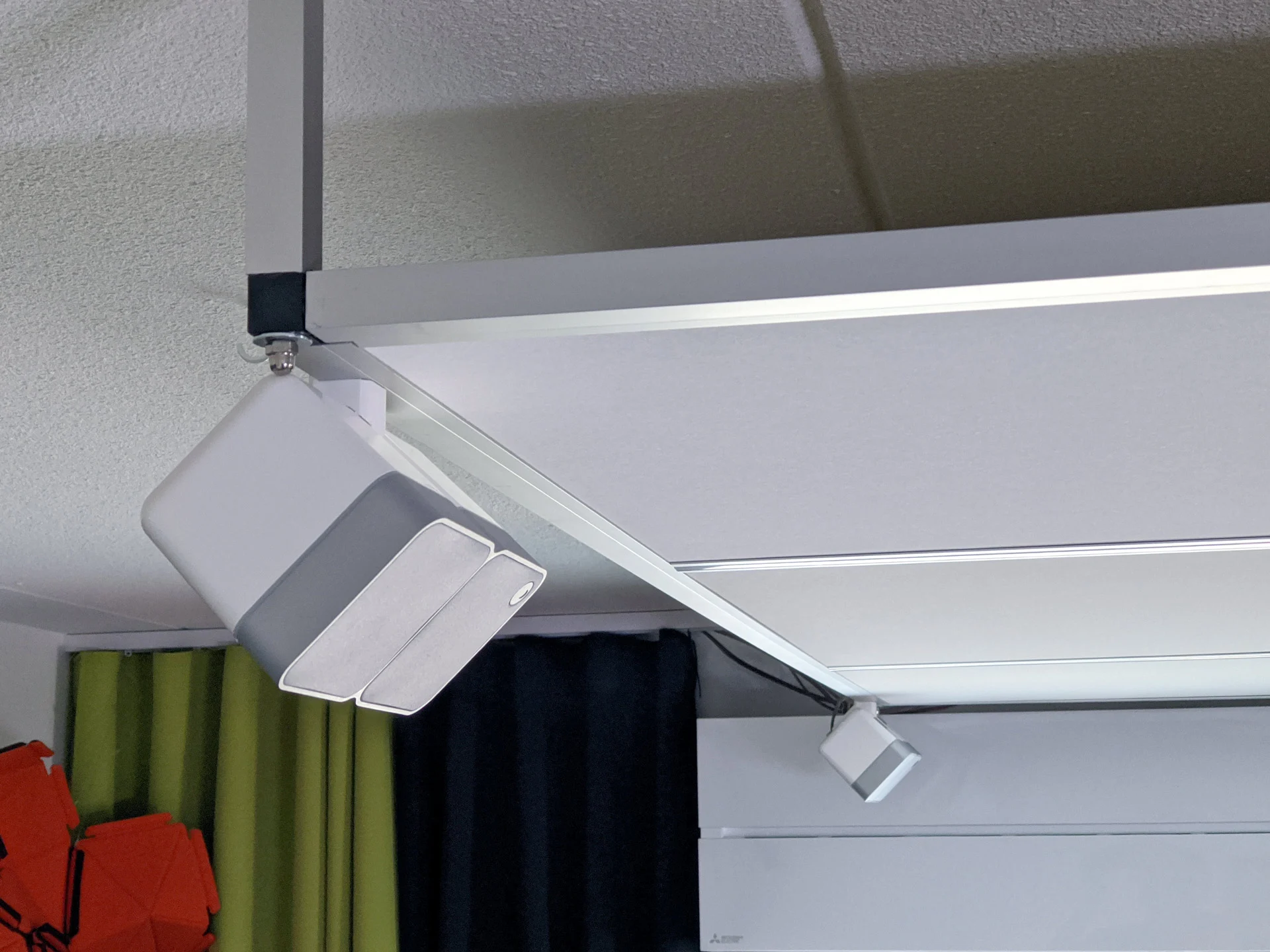 MINX MIN22 Speaker Tube Mount