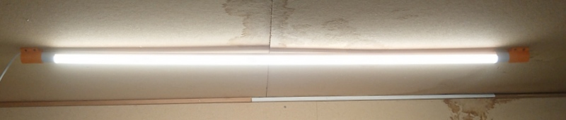 LED fluorescent lamp socket