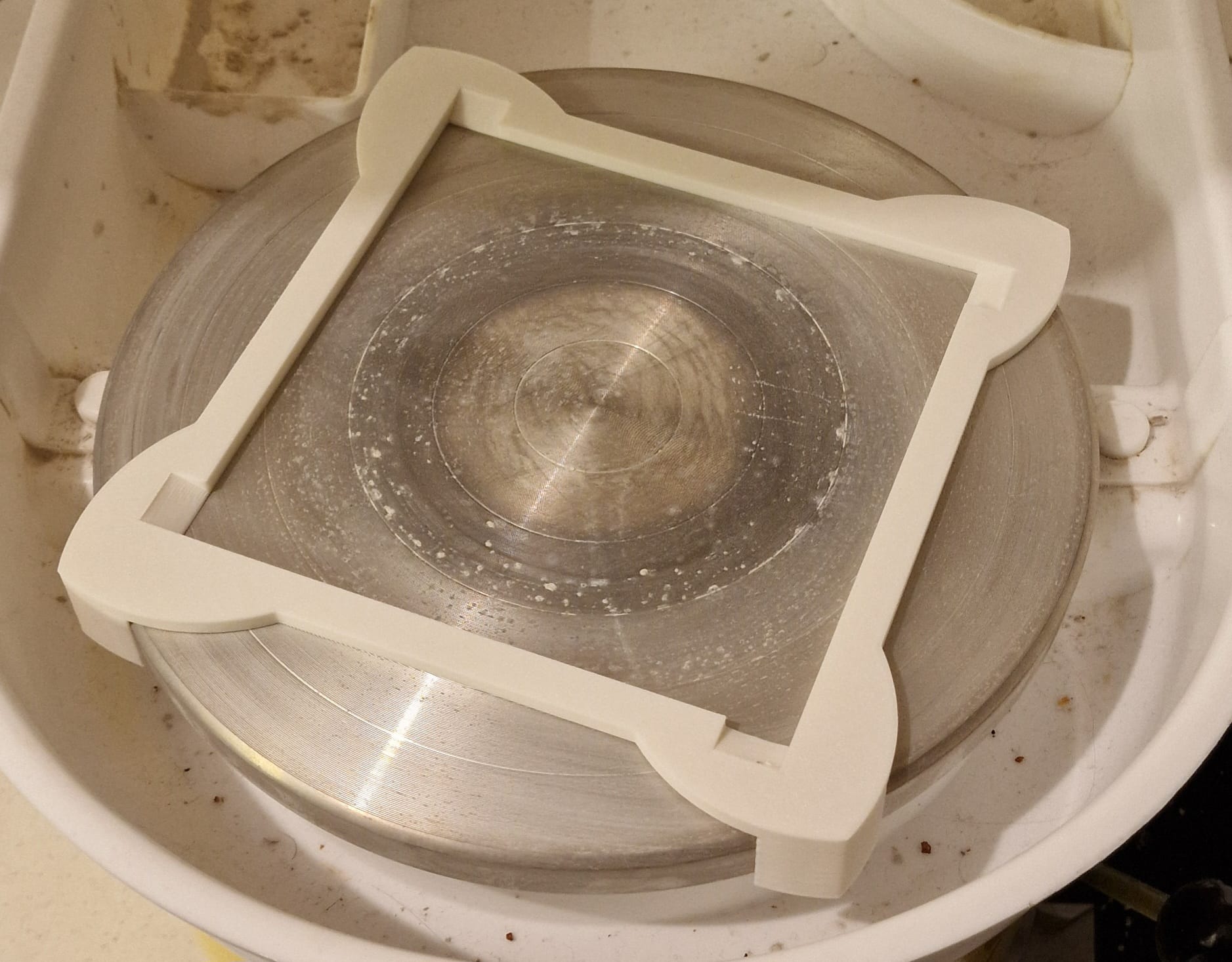 Tile Holder / Batt System