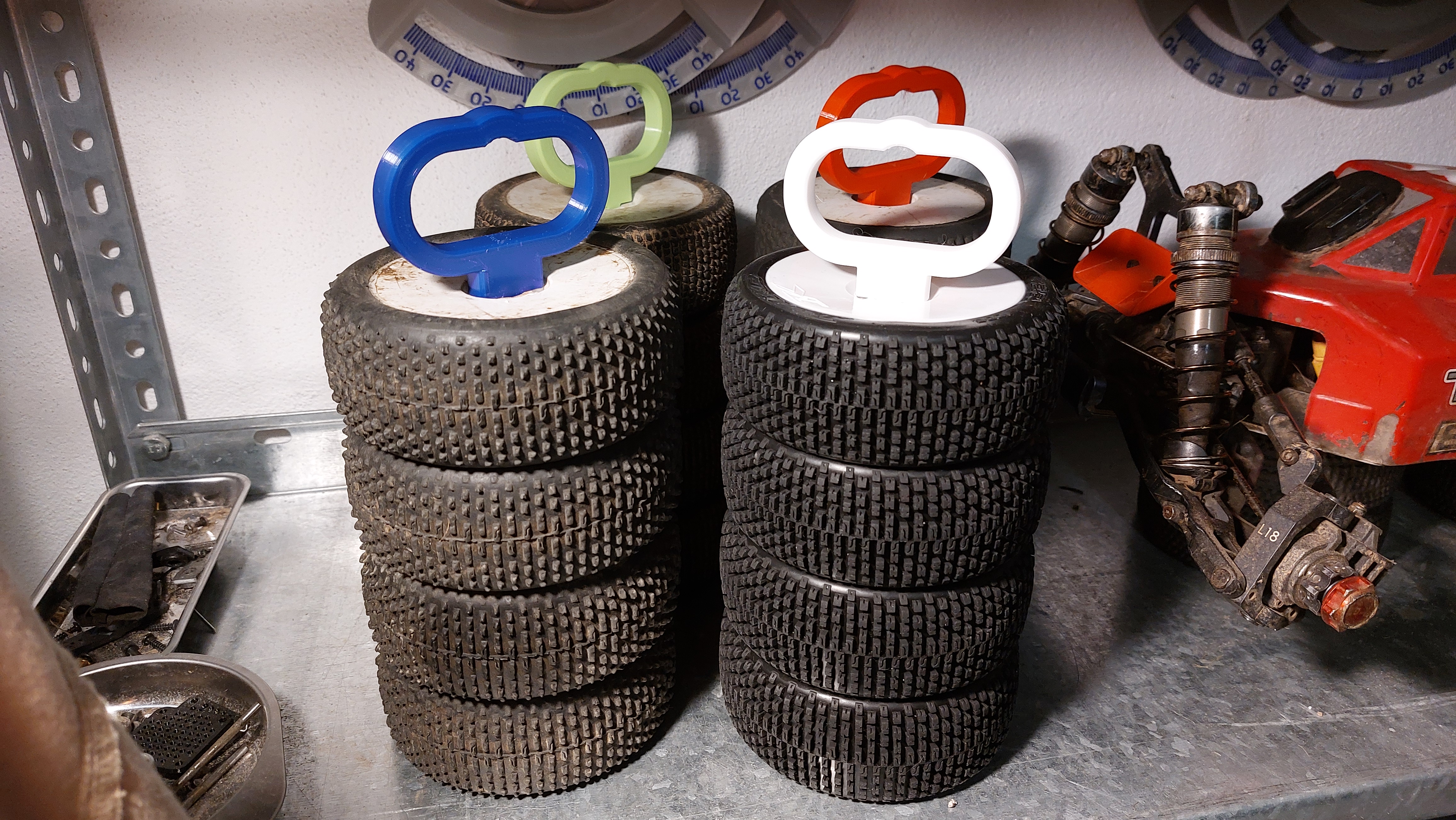 RC Car Tirespike 1/8 Buggy