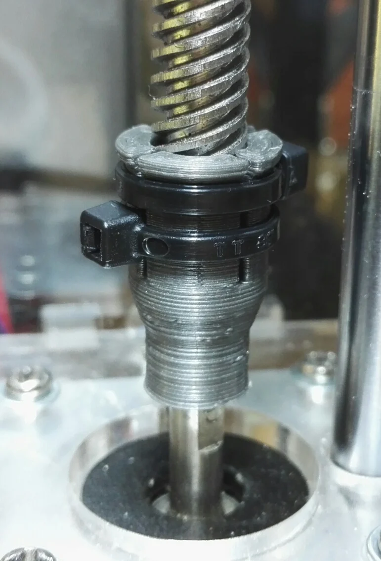 Self Centering Zip Tie Coupling 5x8 and 5x5 Anti Wobble
