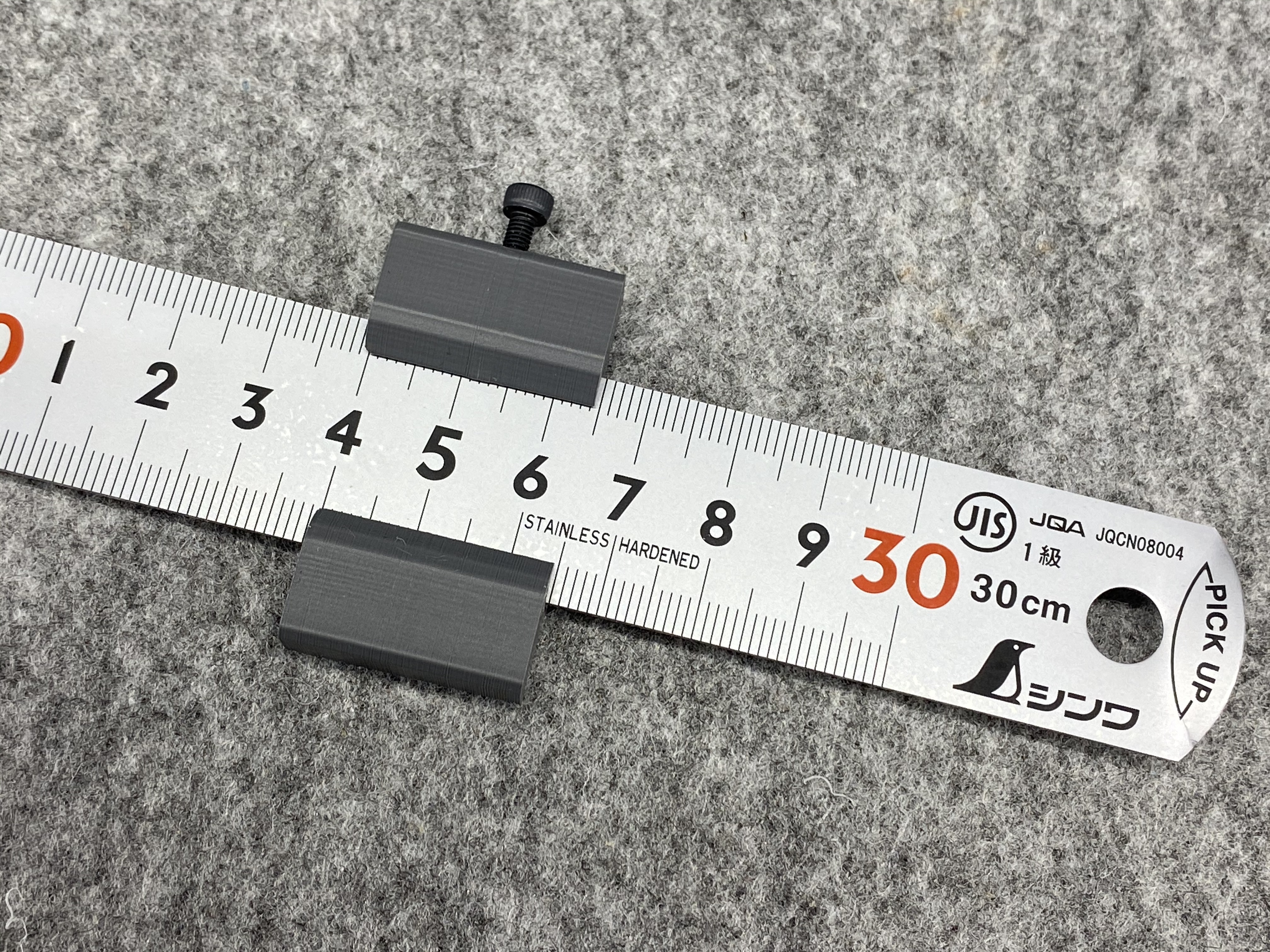 Stopper for shinwa ruler