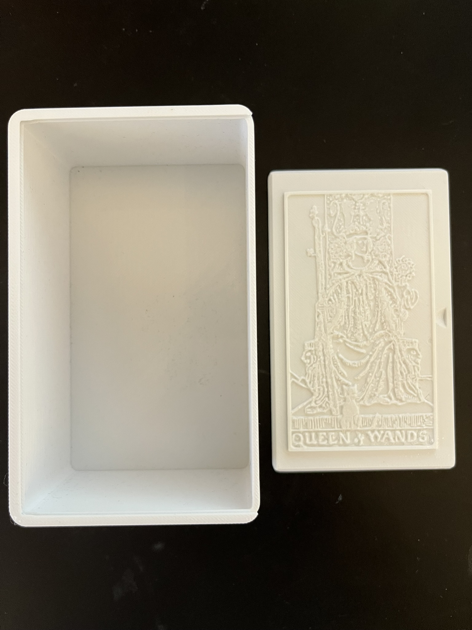 Queen of Wands Tarot Cards Box